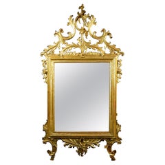 18th Century Venetian Carved and Giltwood Mirror