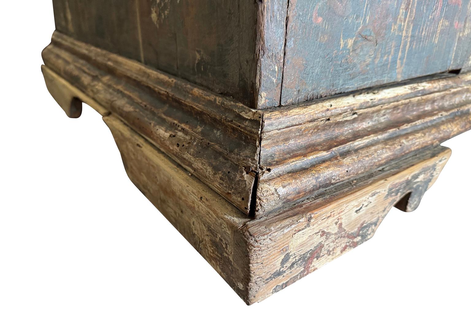 18th Century Venetian Credenza in vendita 4