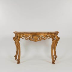 Consola veneciana de madera dorada con tapa de mármol del siglo XVIII
