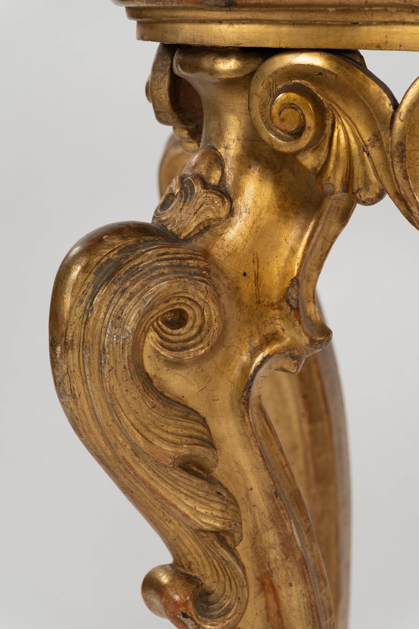 18th Century Venetian Giltwood Marble Top Console Table For Sale 2