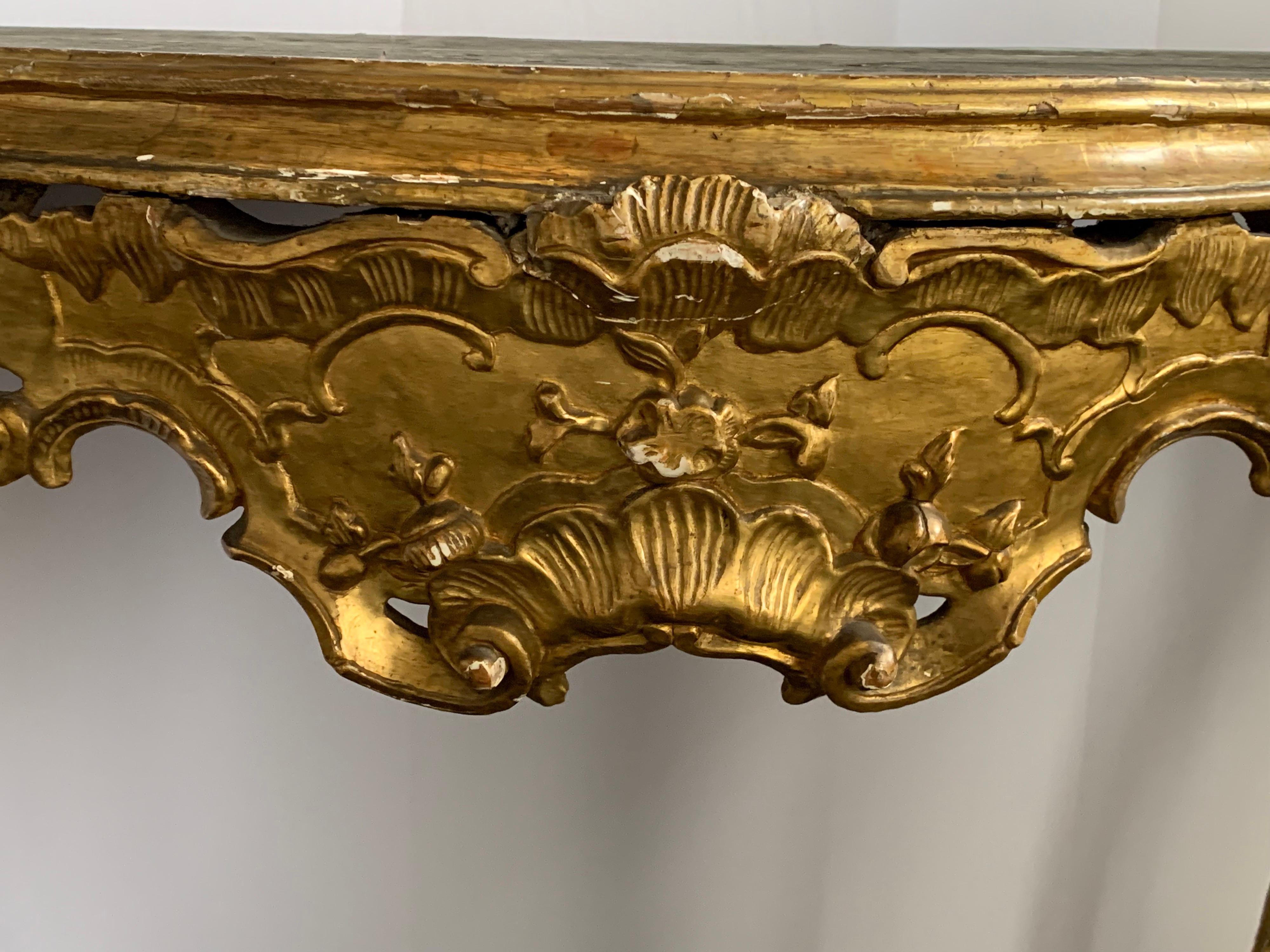 Venezianische vergoldete Konsole aus Italien, 18. Jahrhundert im Angebot 1