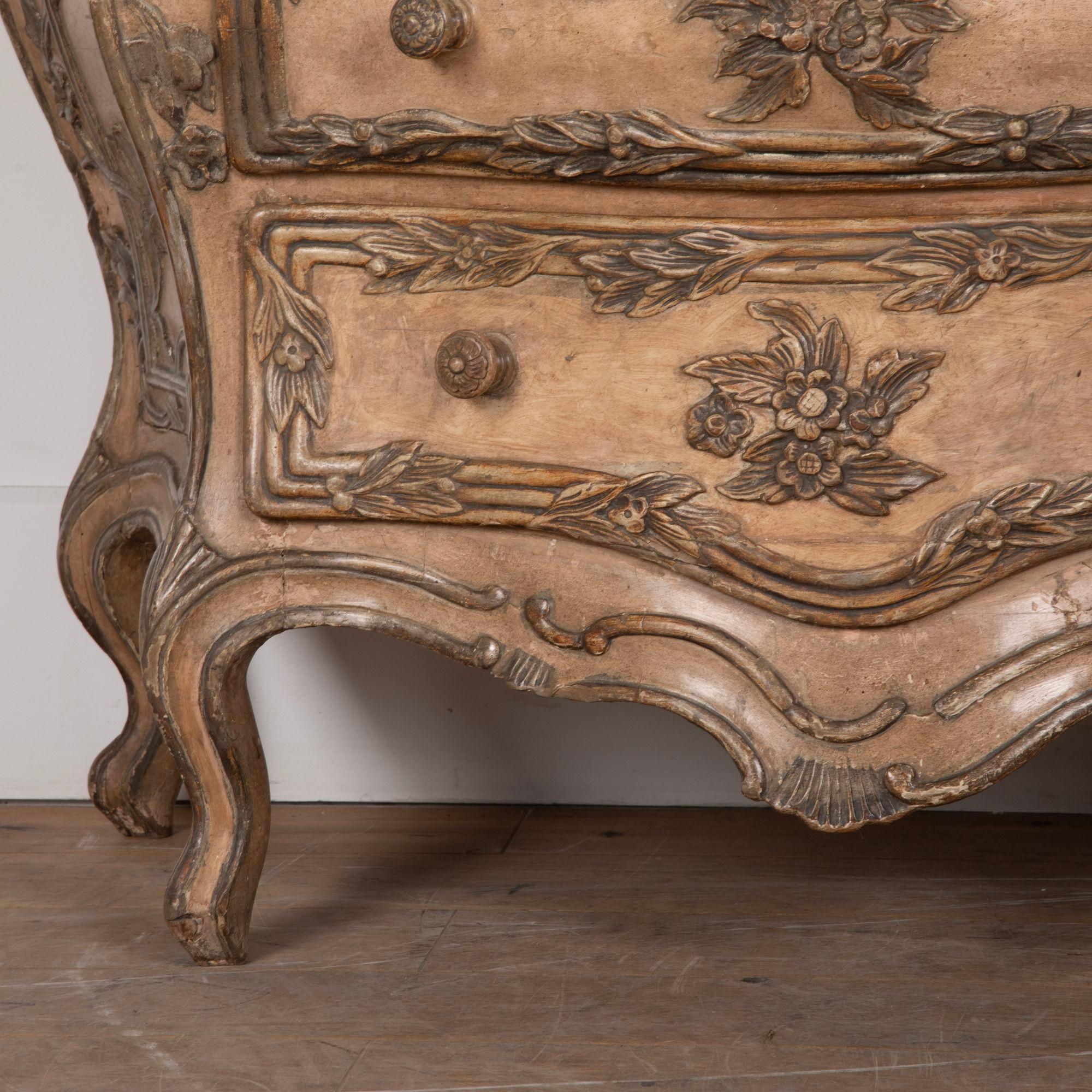 18th Century Venetian Louis XV Period Bombe Commode 3