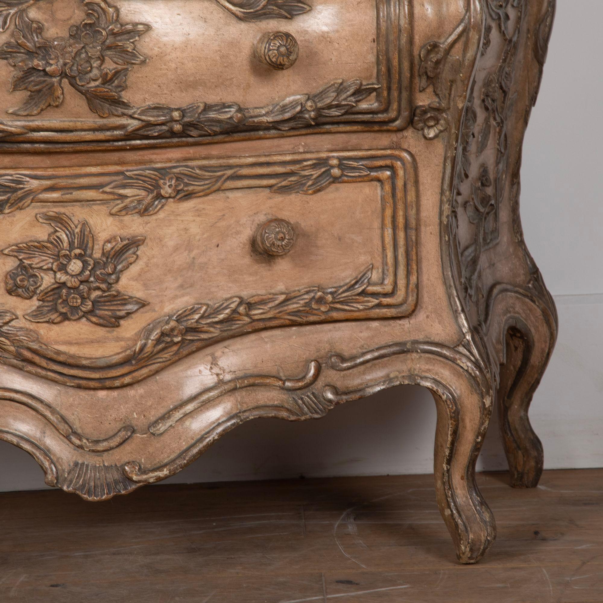 18th Century Venetian Louis XV Period Bombe Commode 4