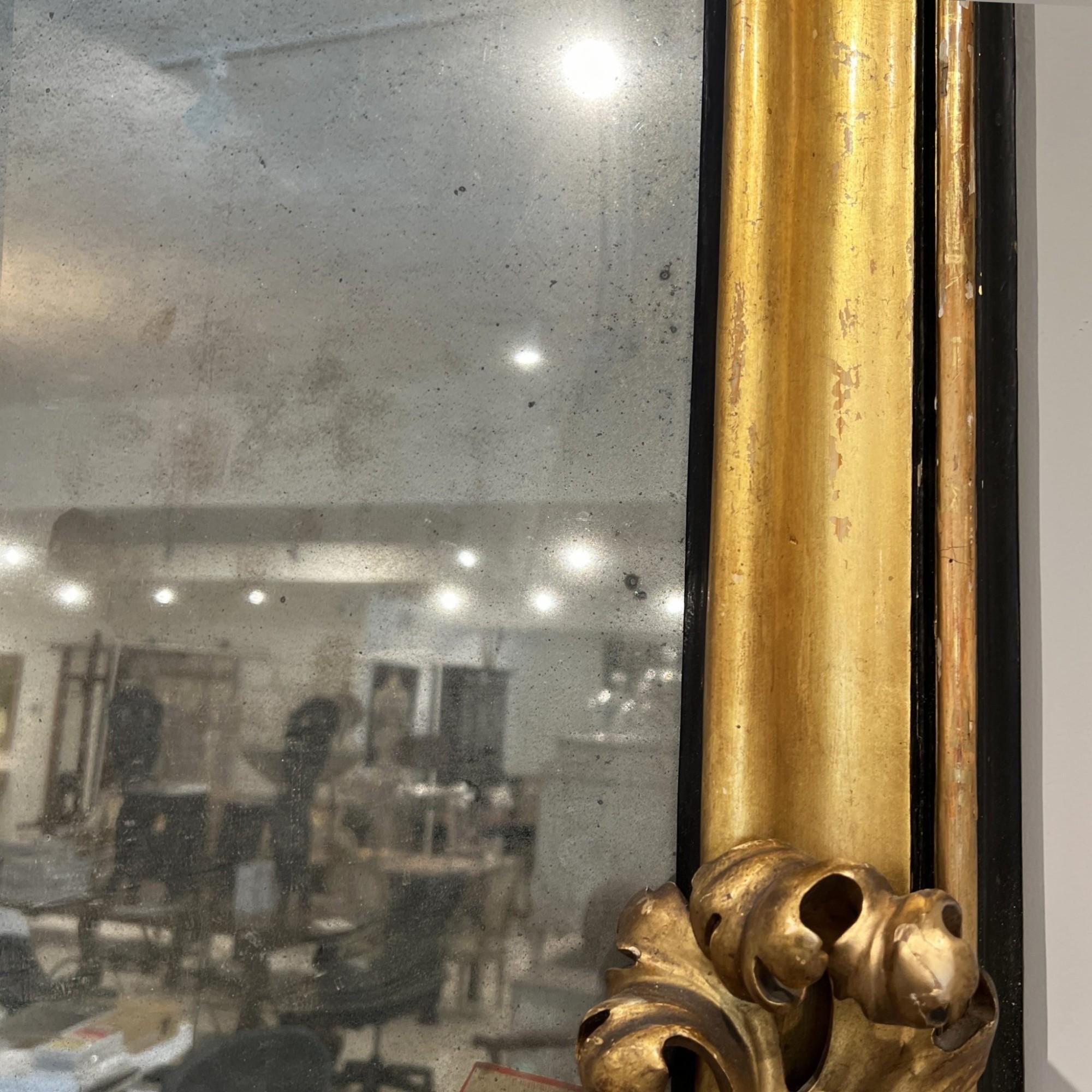 18th Century Venetian Mirror In Fair Condition For Sale In New Orleans, LA