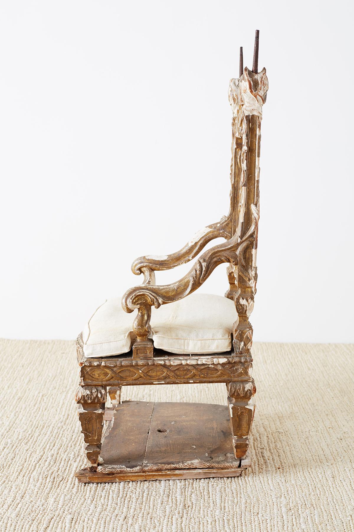 18th Century Venetian Neoclassical Parade Chair or Kings Chair 4