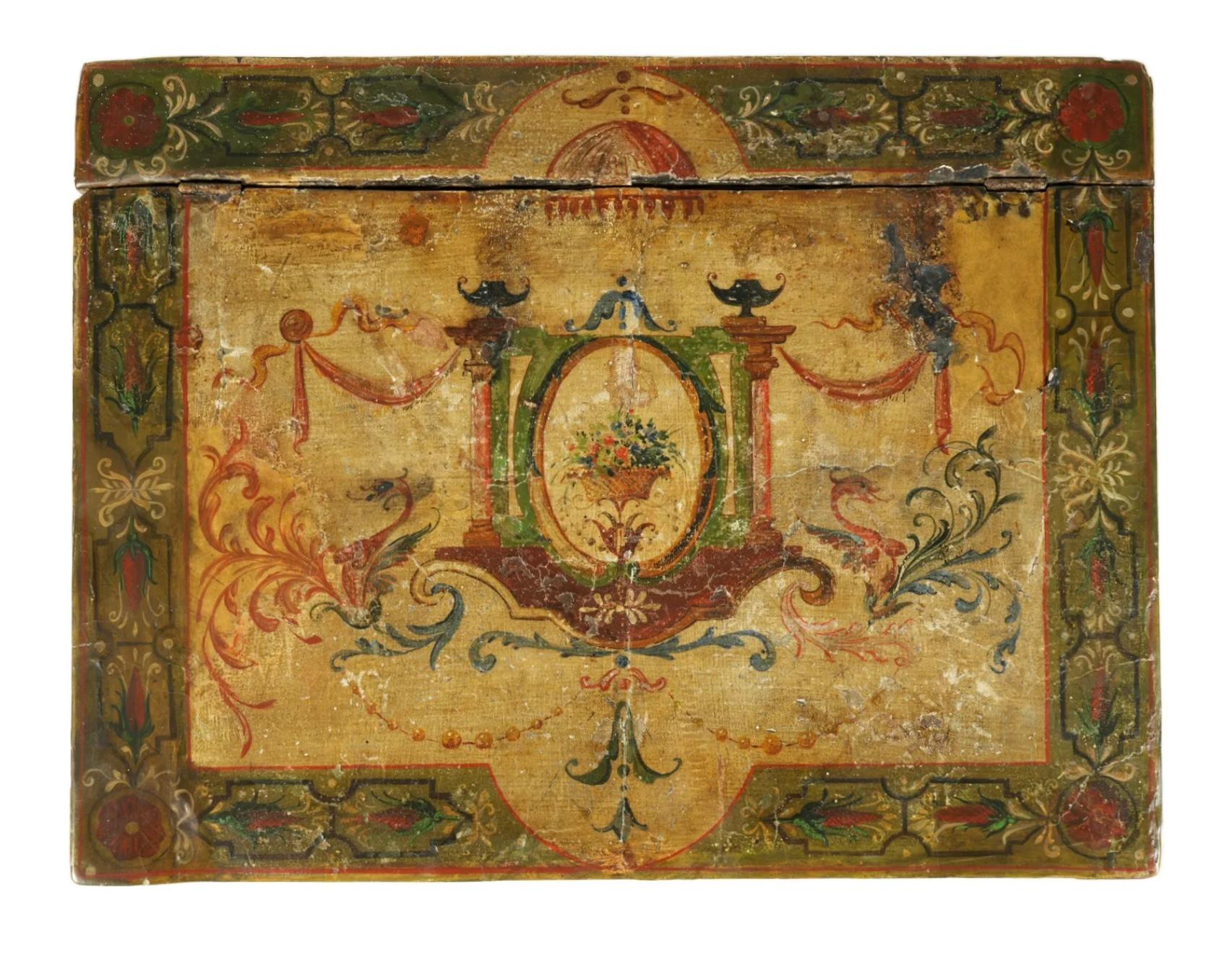 18th Century Venetian Paint Decorated Metamorphic Commode 1