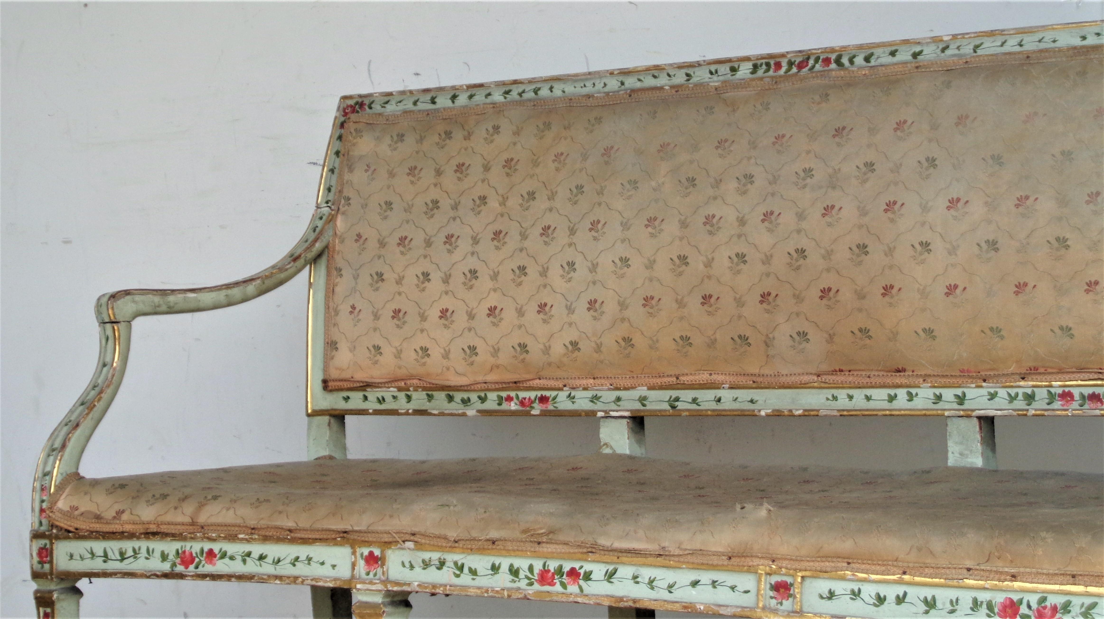 Neoclassical 18th Century Painted Venetian Settee For Sale