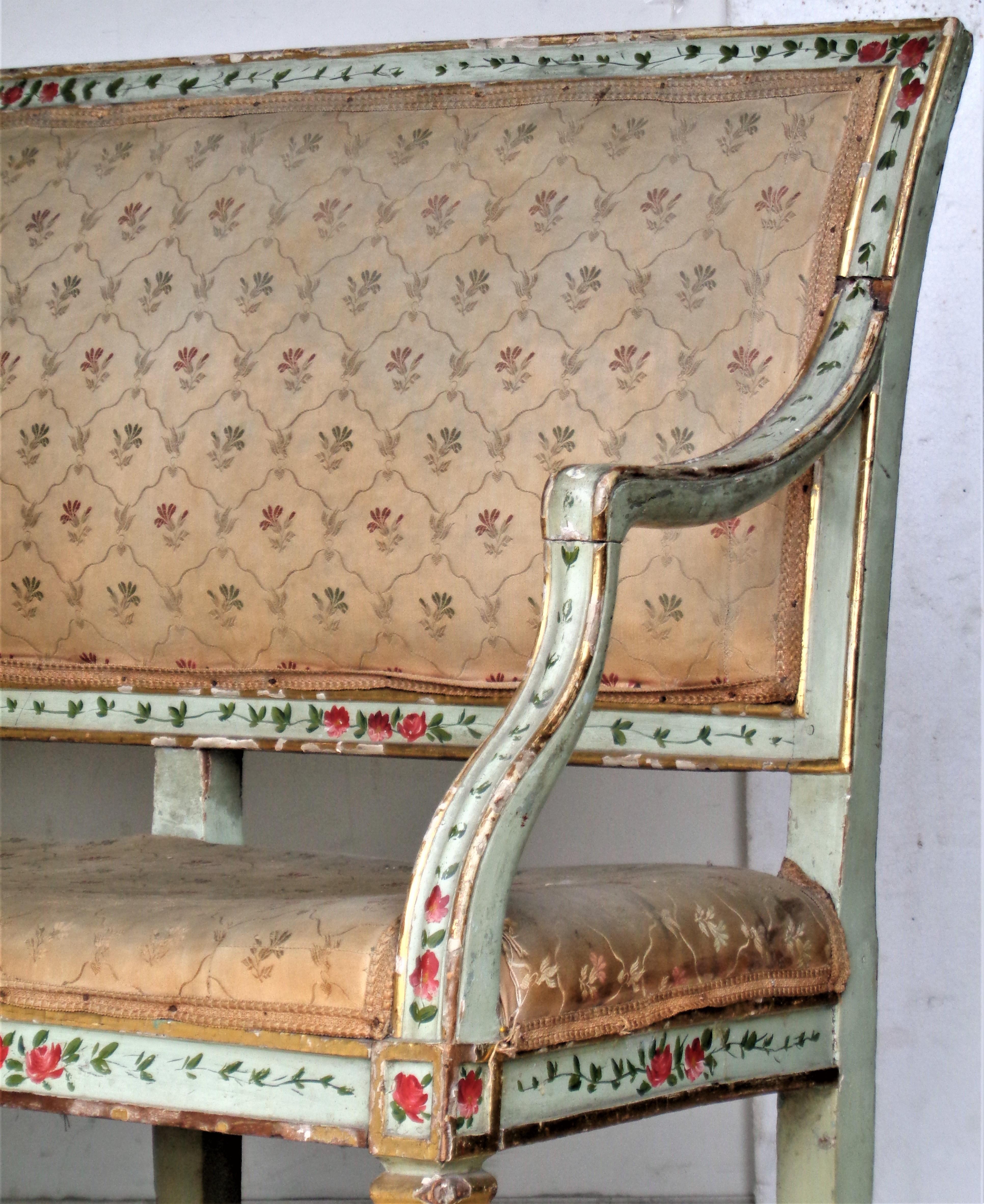 Upholstery 18th Century Painted Venetian Settee For Sale