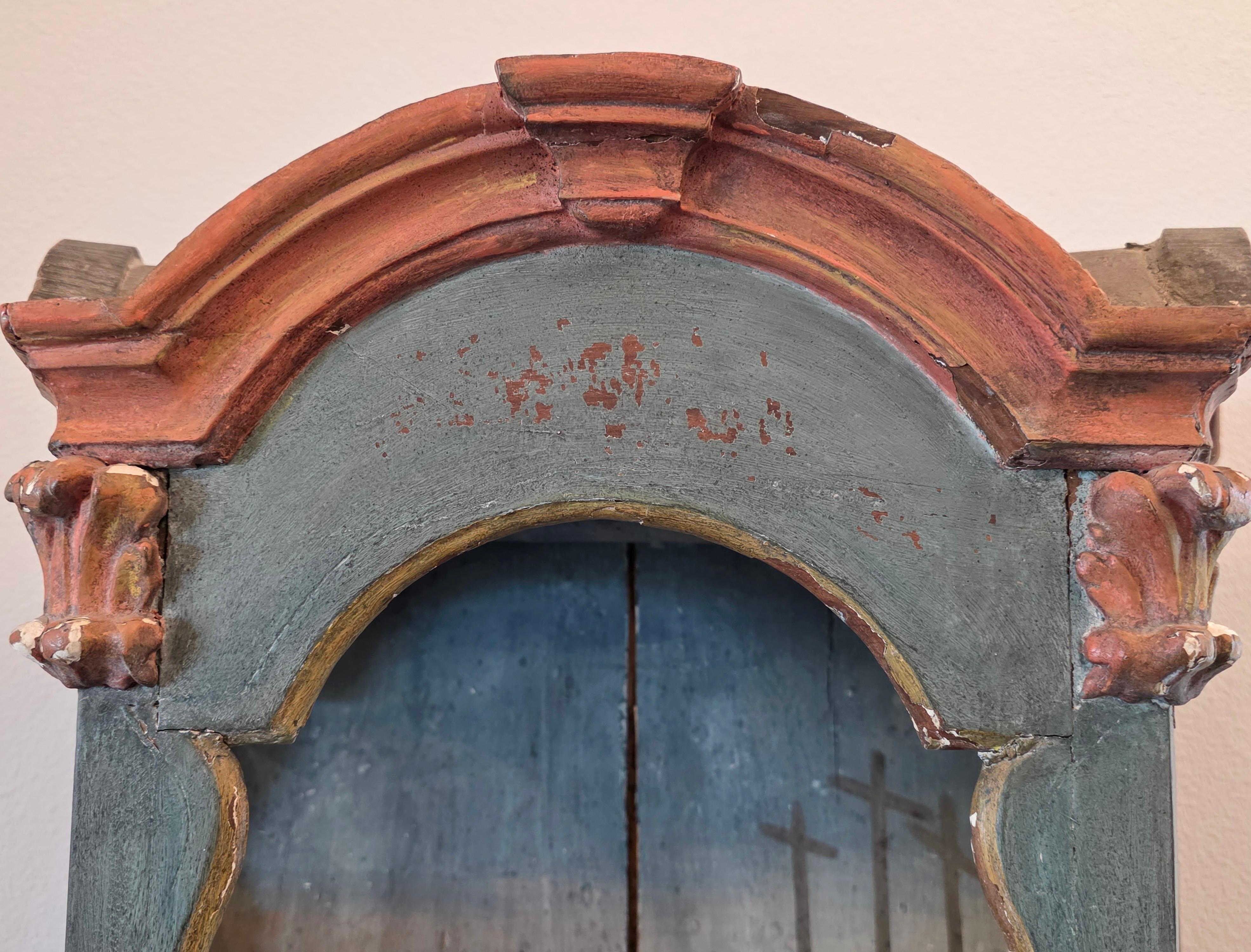 18th Century Venetian Rococo Carved Polychromed Shrine Niche For Sale 2