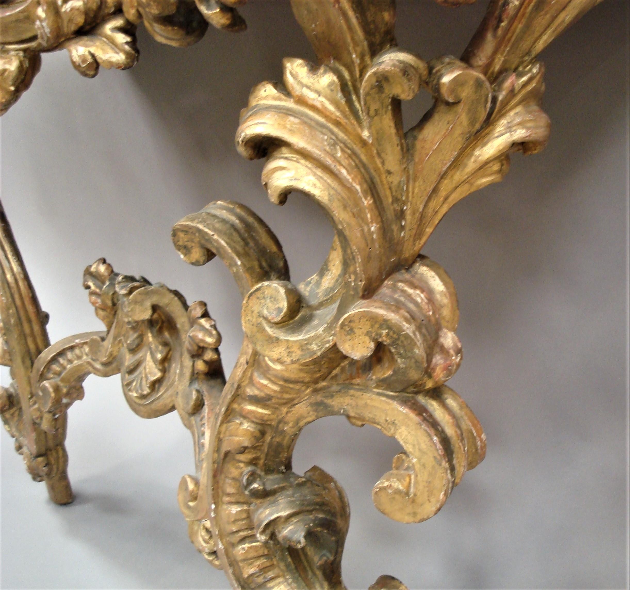 18th Century Venetian Rococo Giltwood Console Table For Sale 9