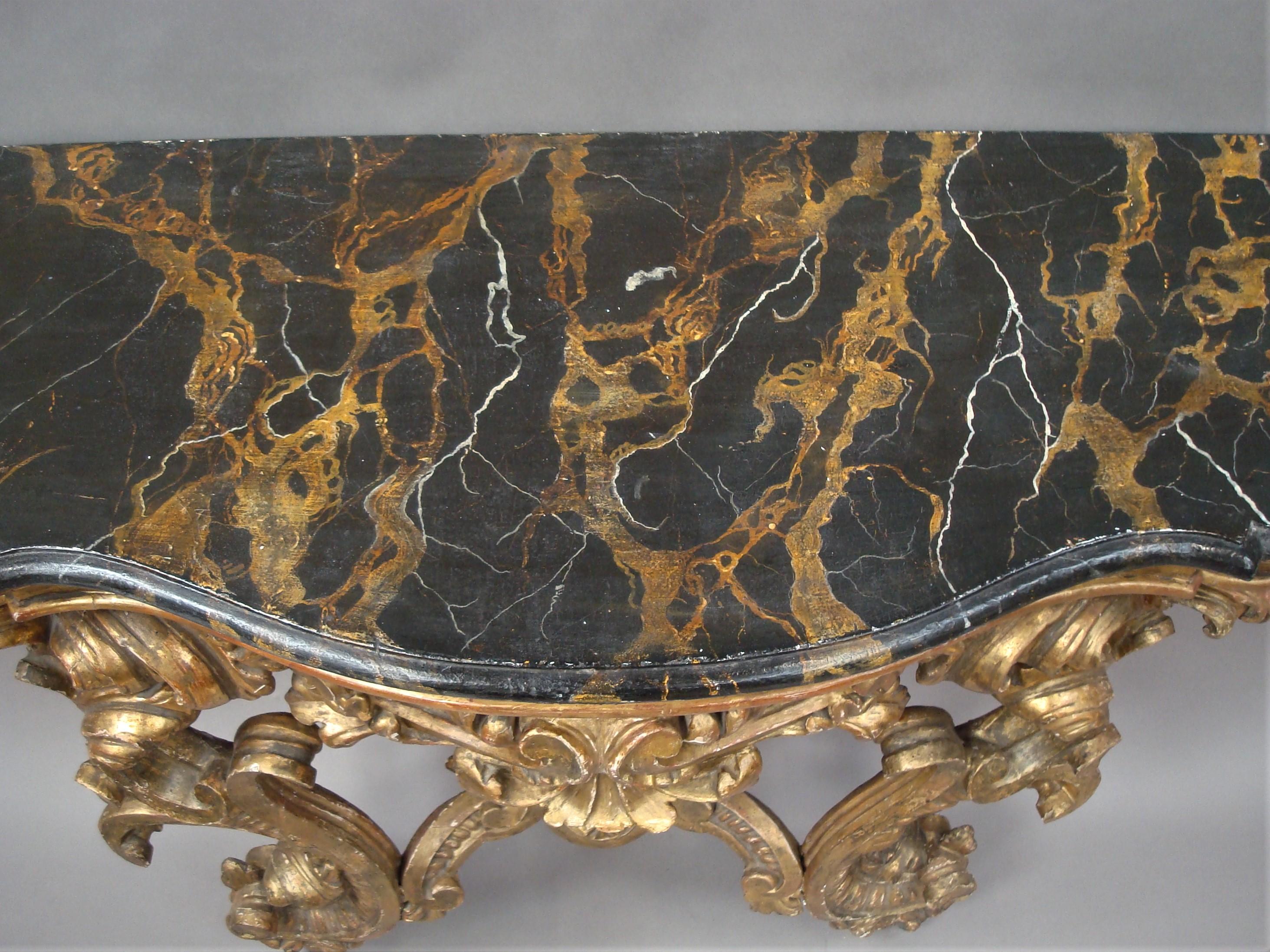 18th Century Venetian Rococo Giltwood Console Table For Sale 10