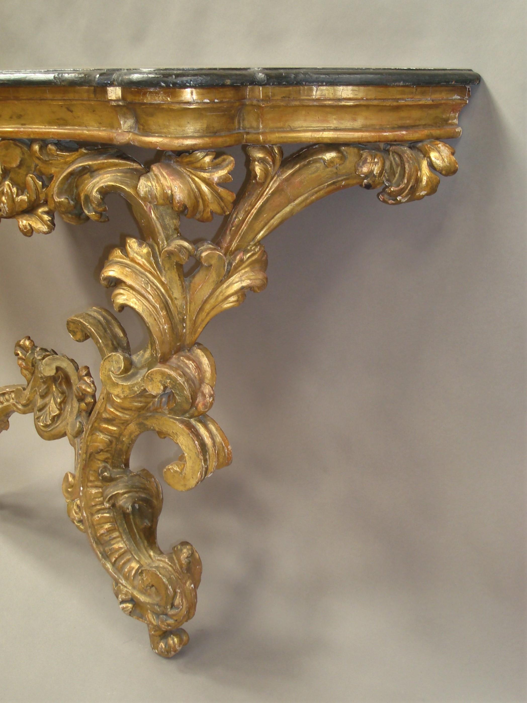 18th Century Venetian Rococo Giltwood Console Table For Sale 11