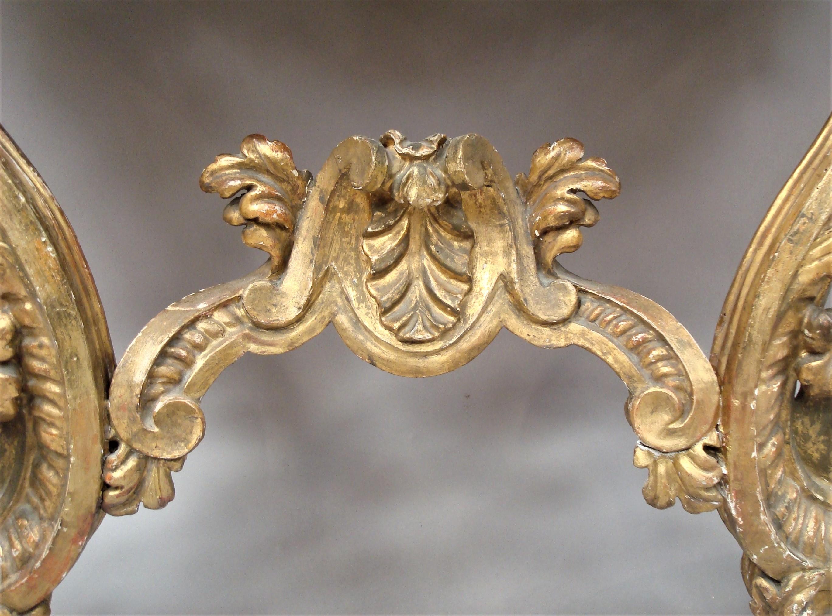 18th Century Venetian Rococo Giltwood Console Table im Angebot 2