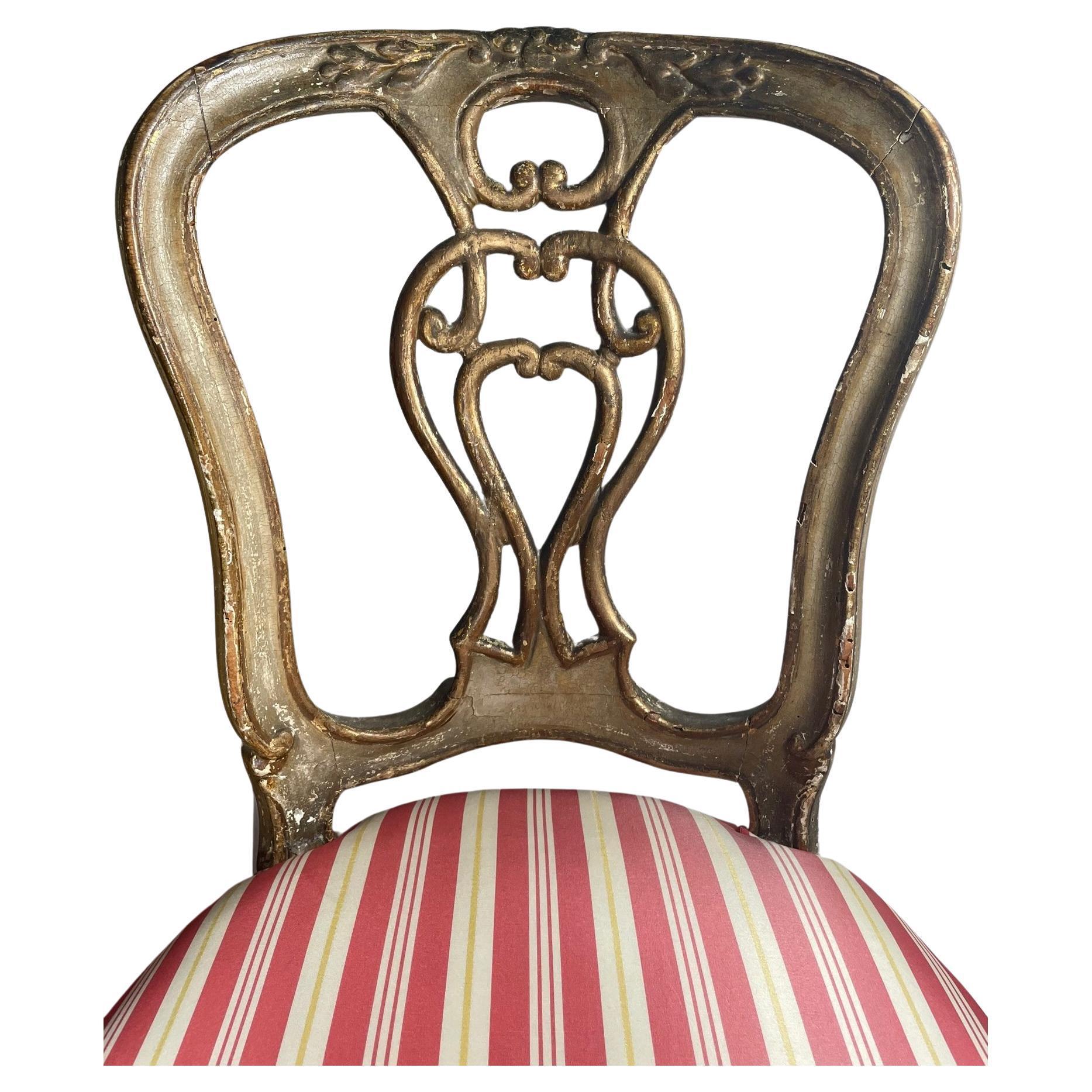 italien Chaise rococo vénitienne du 18ème siècle polychrome et dorée en vente