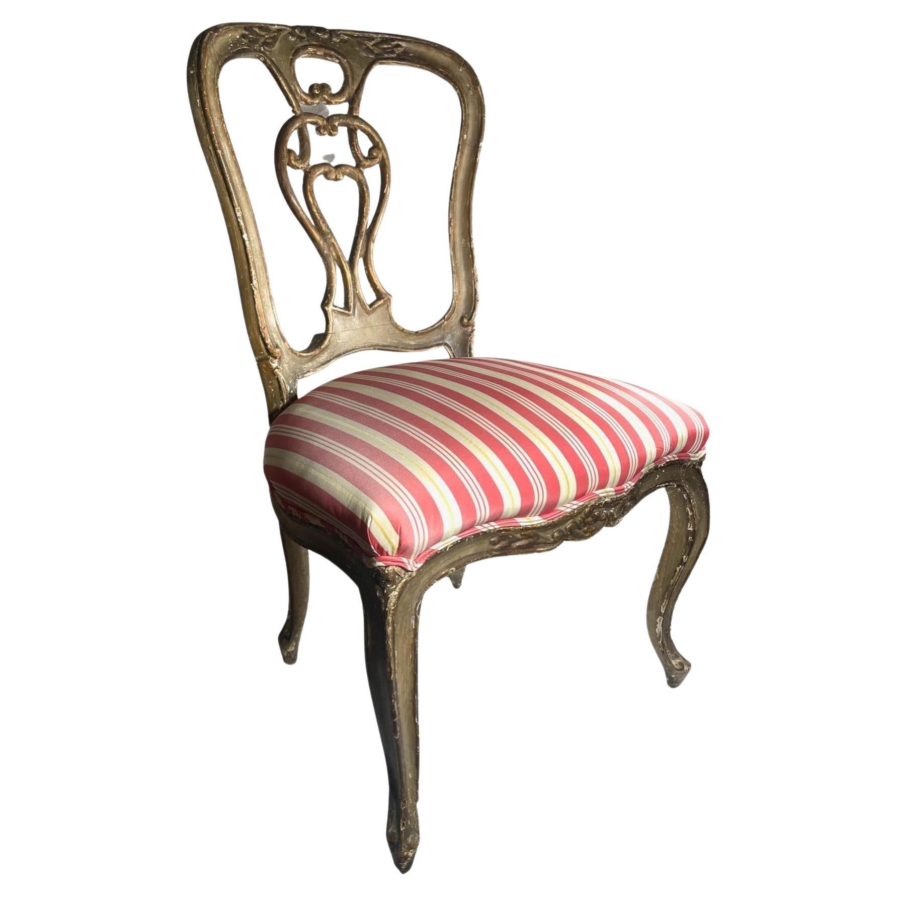 Chaise rococo vénitienne du 18ème siècle polychrome et dorée