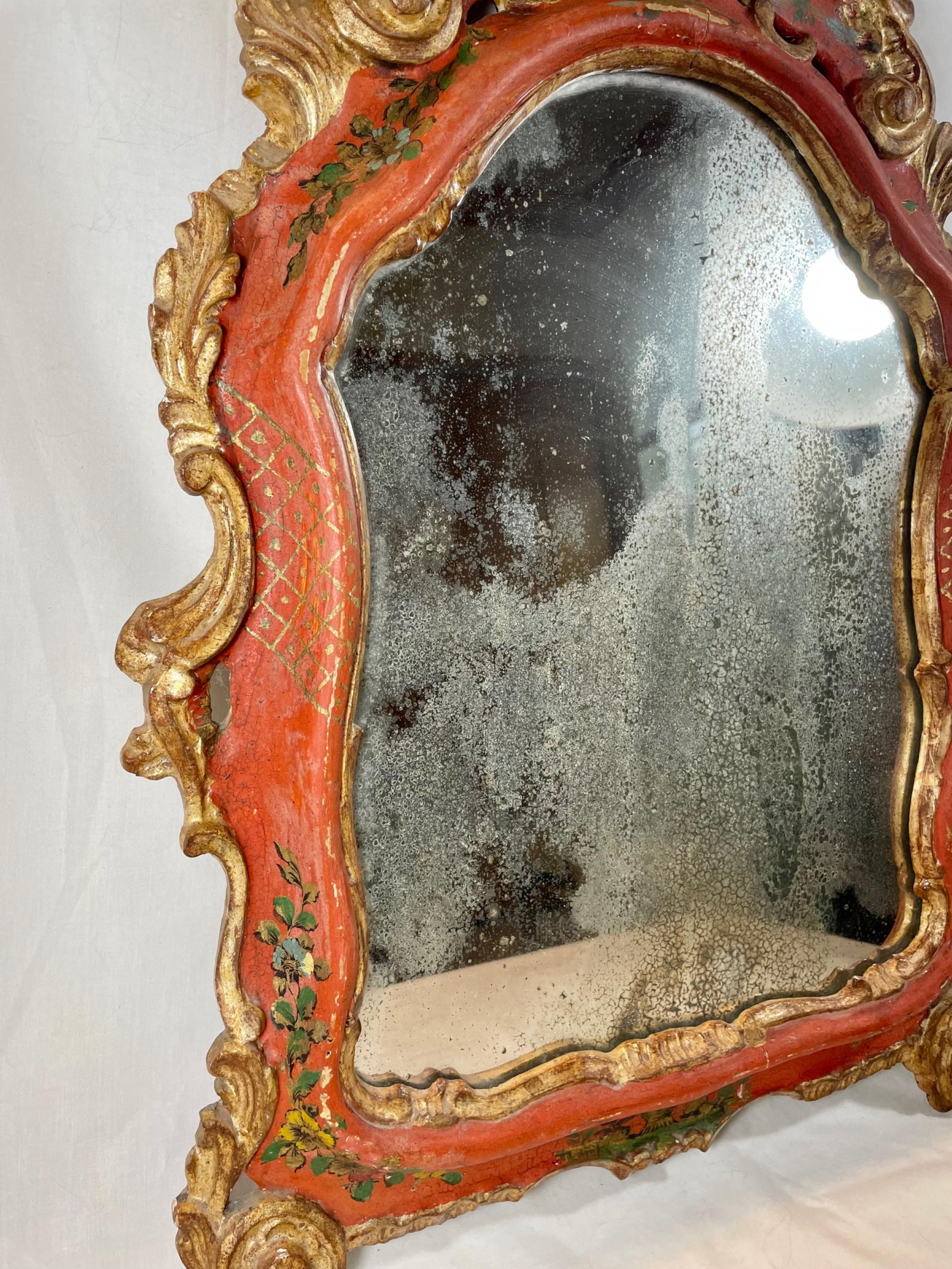 18th Century Venetian Rococo Polychrome and Gilt Decorated Mirror In Good Condition In Vero Beach, FL