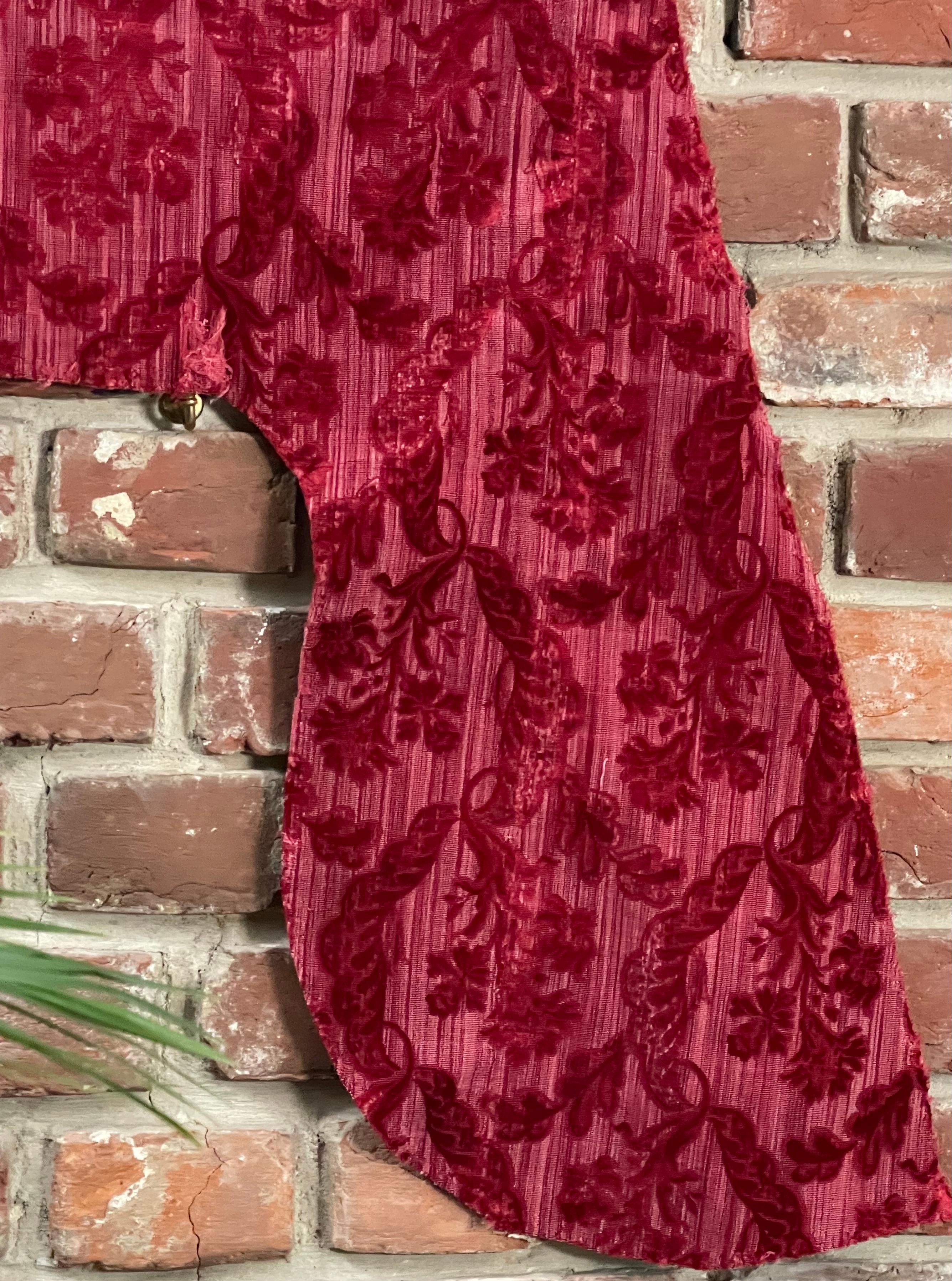 Baroque 18th Century Venetian Silk Velvet Costume Panel For Sale