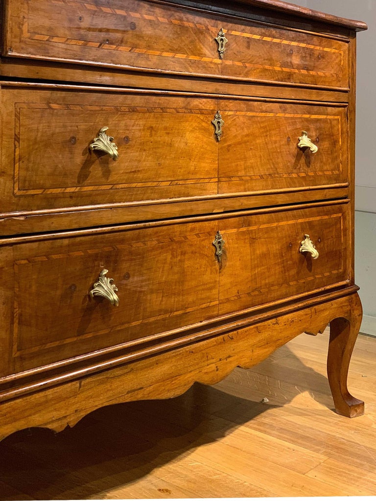 18th Century, Venetian Small Chest of Drawer For Sale at 1stDibs