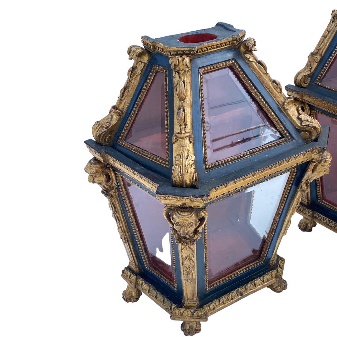 Neoclassical 18th Century Venetian Table Vitrines For Sale