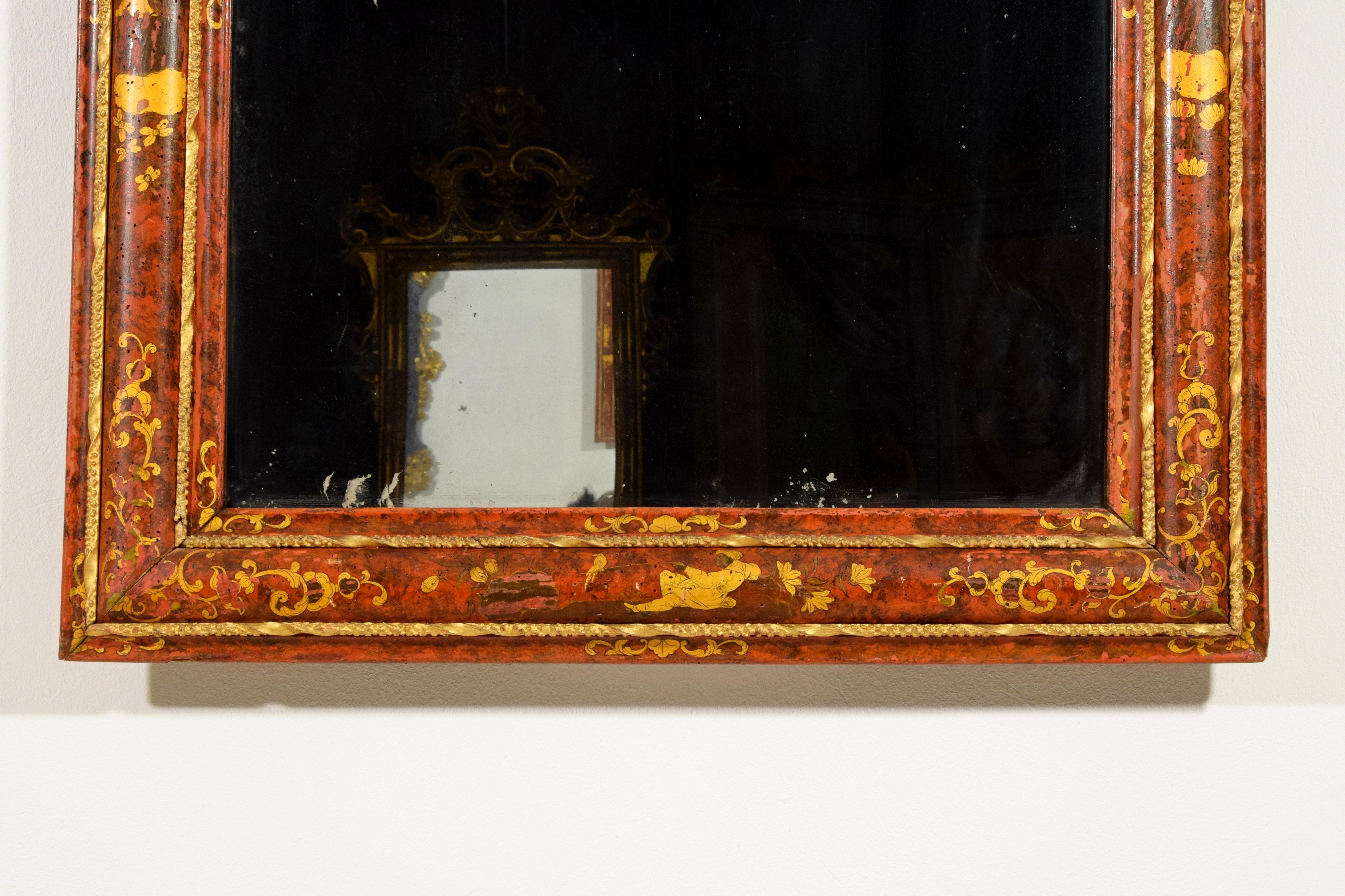 Miroir en bois vénitien laqué avec chinoiserie du 18ème siècle en vente 4