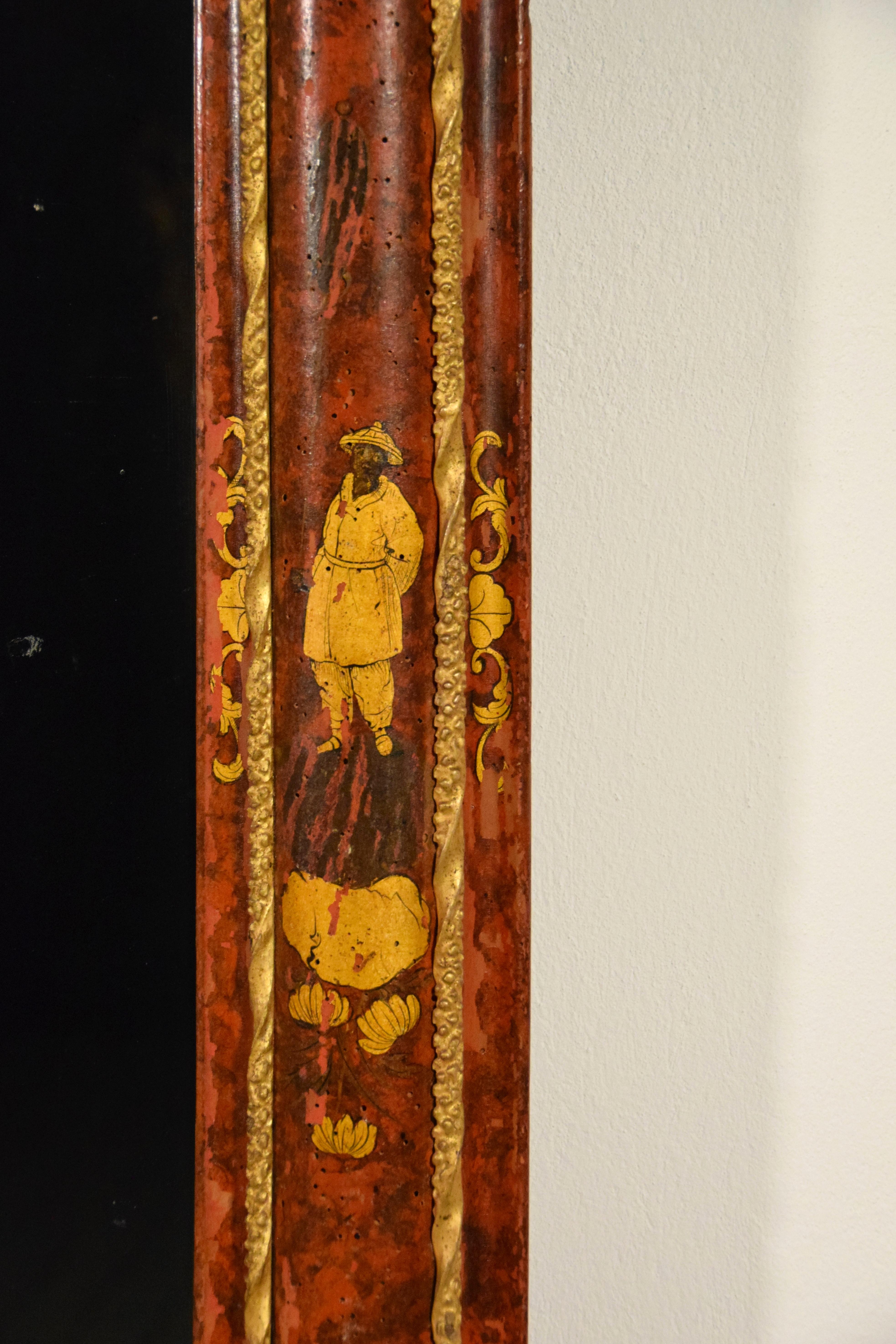 Miroir en bois vénitien laqué avec chinoiserie du 18ème siècle en vente 5