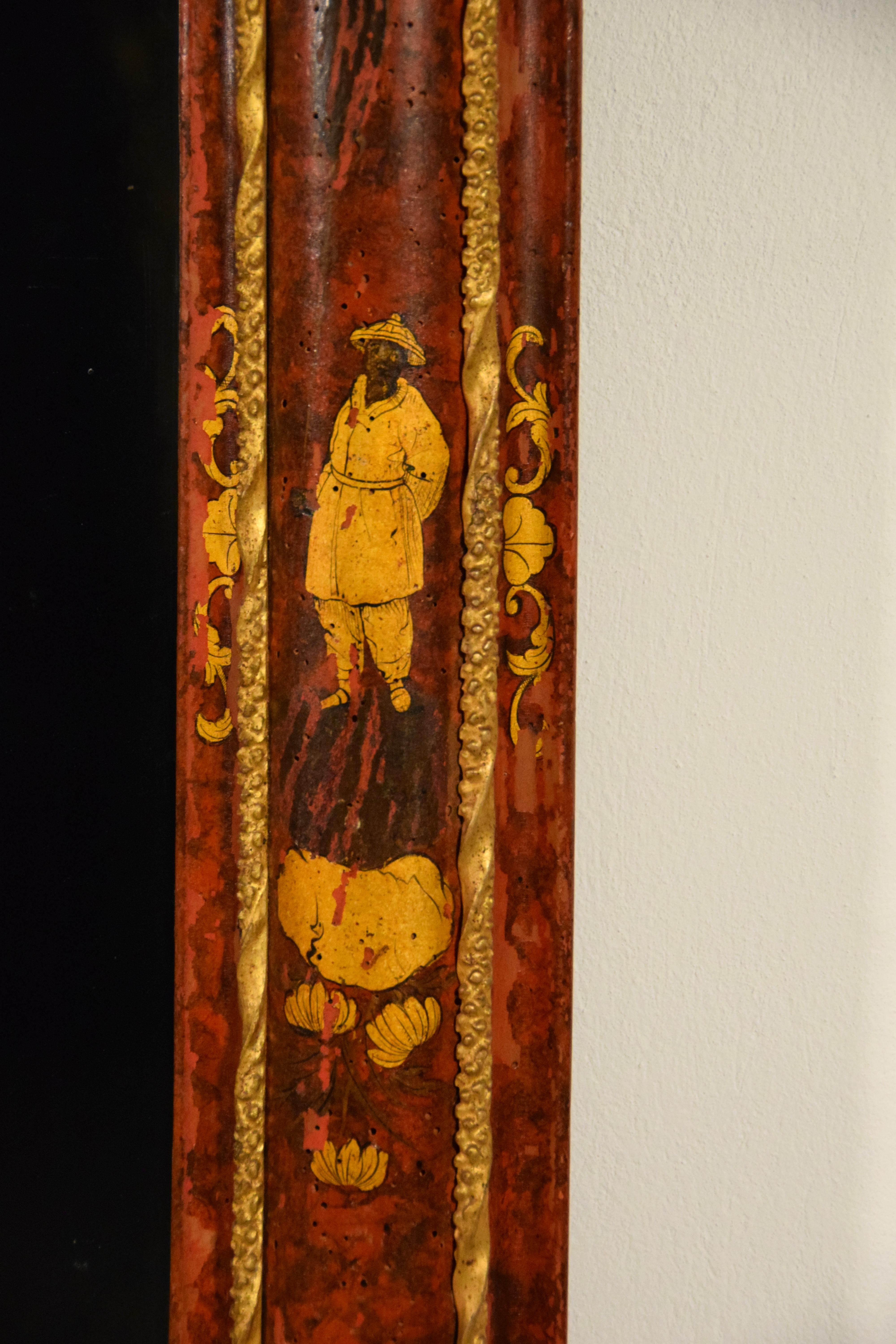 Miroir en bois vénitien laqué avec chinoiserie du 18ème siècle en vente 8