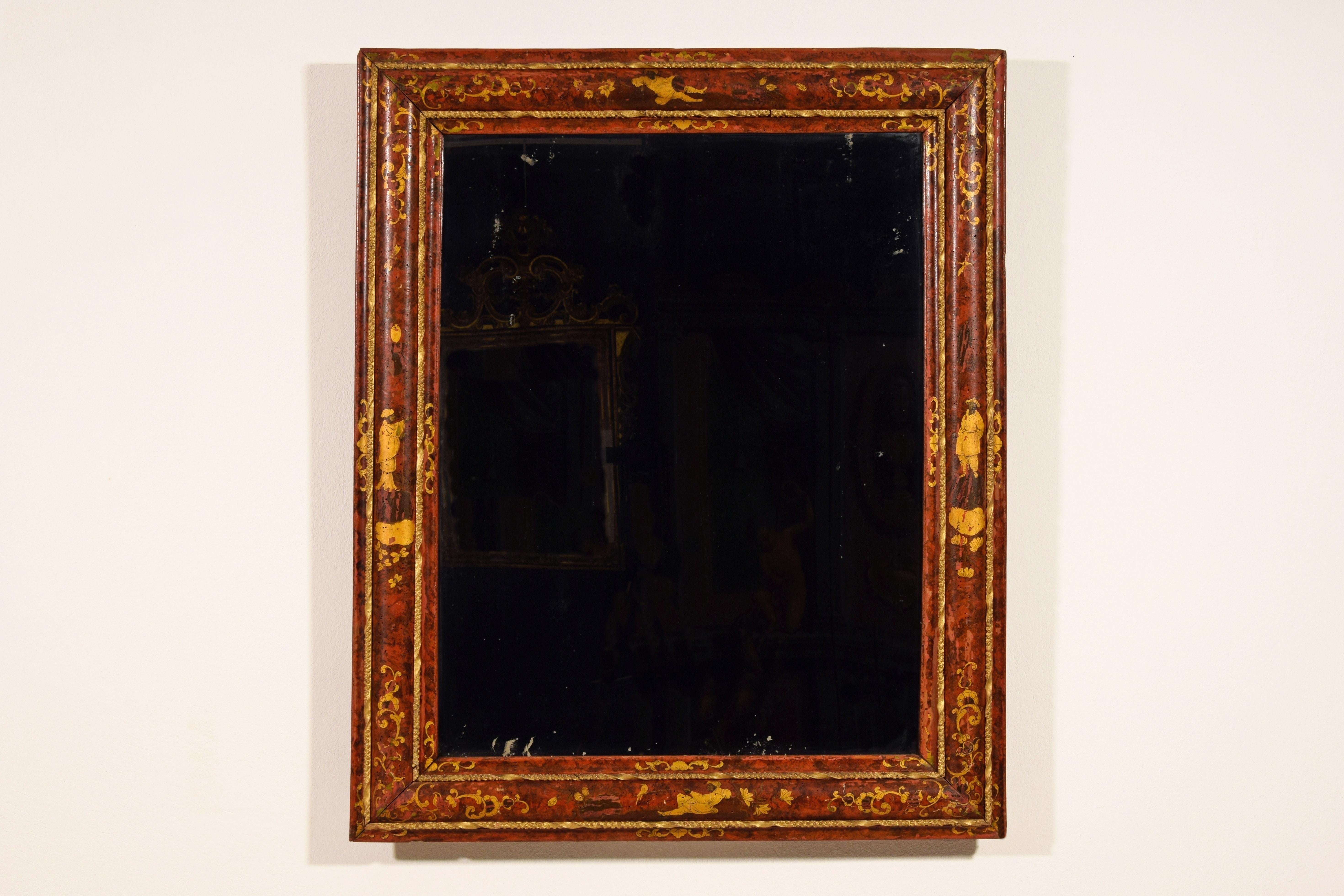 18ème siècle, Miroir en bois vénitien laqué avec Chinoiserie

Cet important miroir a été fabriqué à Venise, en Italie, au XVIIIe siècle. Entièrement laqué en polychrome et or avec des sujets à la chinoiserie, est l'œuvre du célèbre laqueur Vizzo.
Au