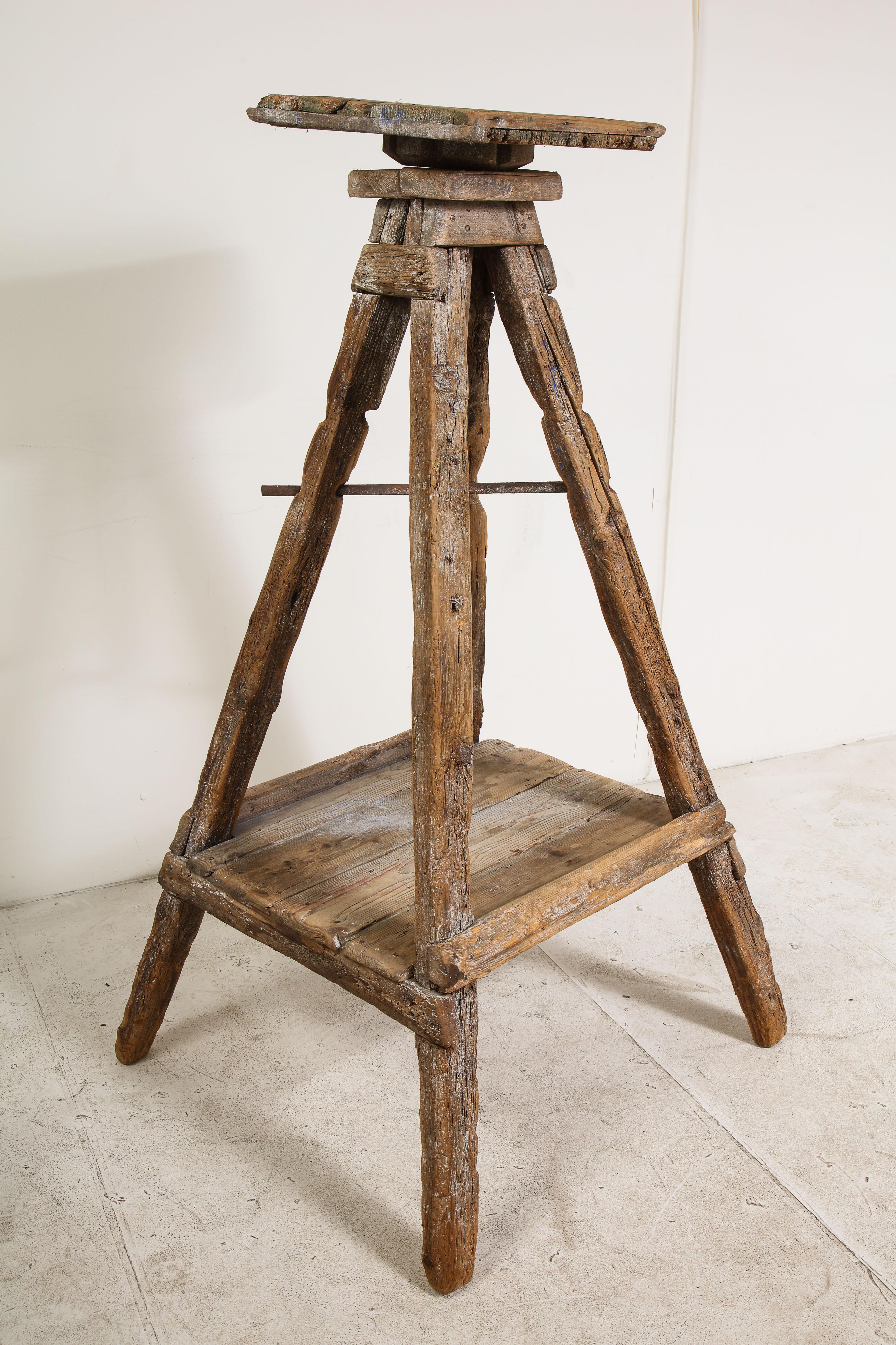 18th Century Venetian Wood Sculpture Stand 6