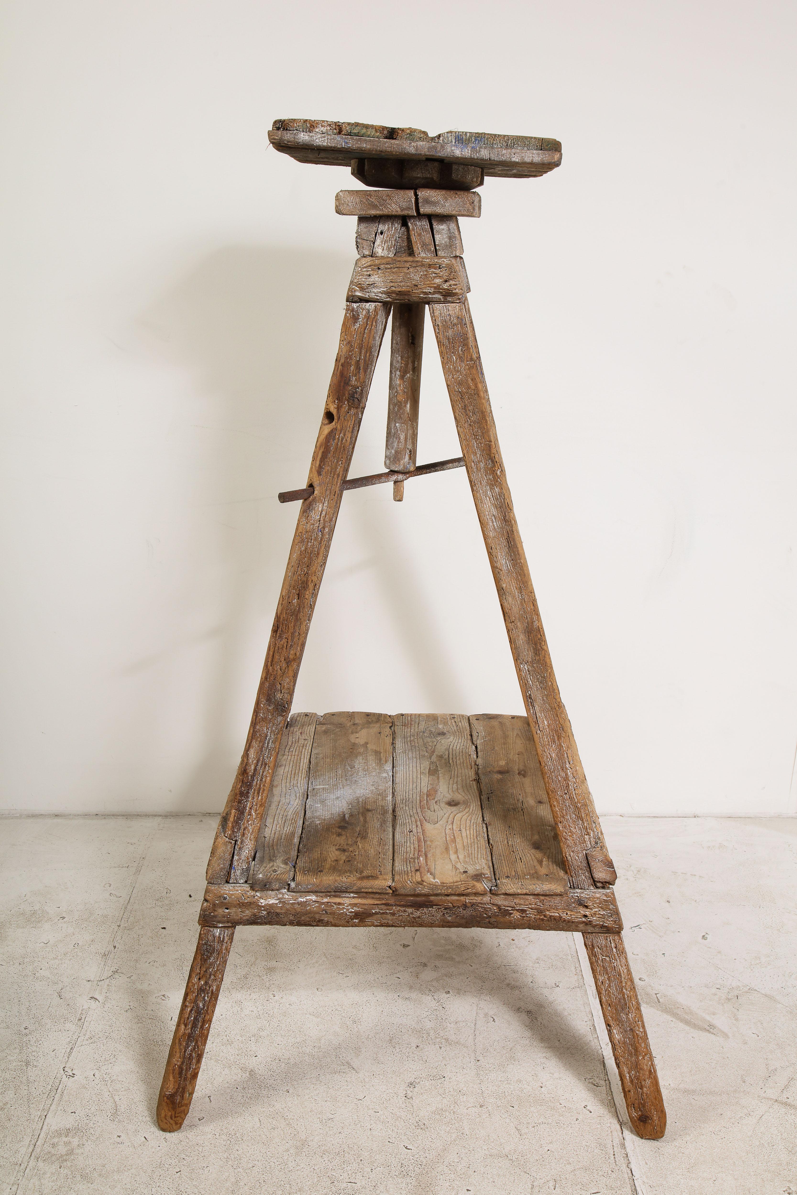 18th Century Venetian Wood Sculpture Stand 11