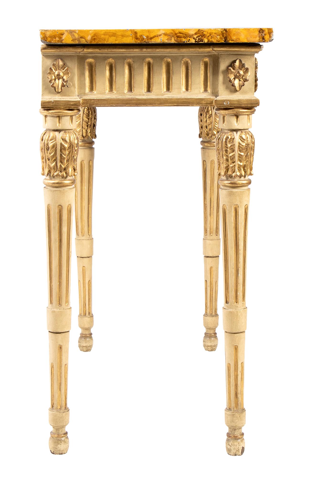 18th Century Venice Louis XVI Lacquered and gilded console table  In Good Condition In Roma, RM