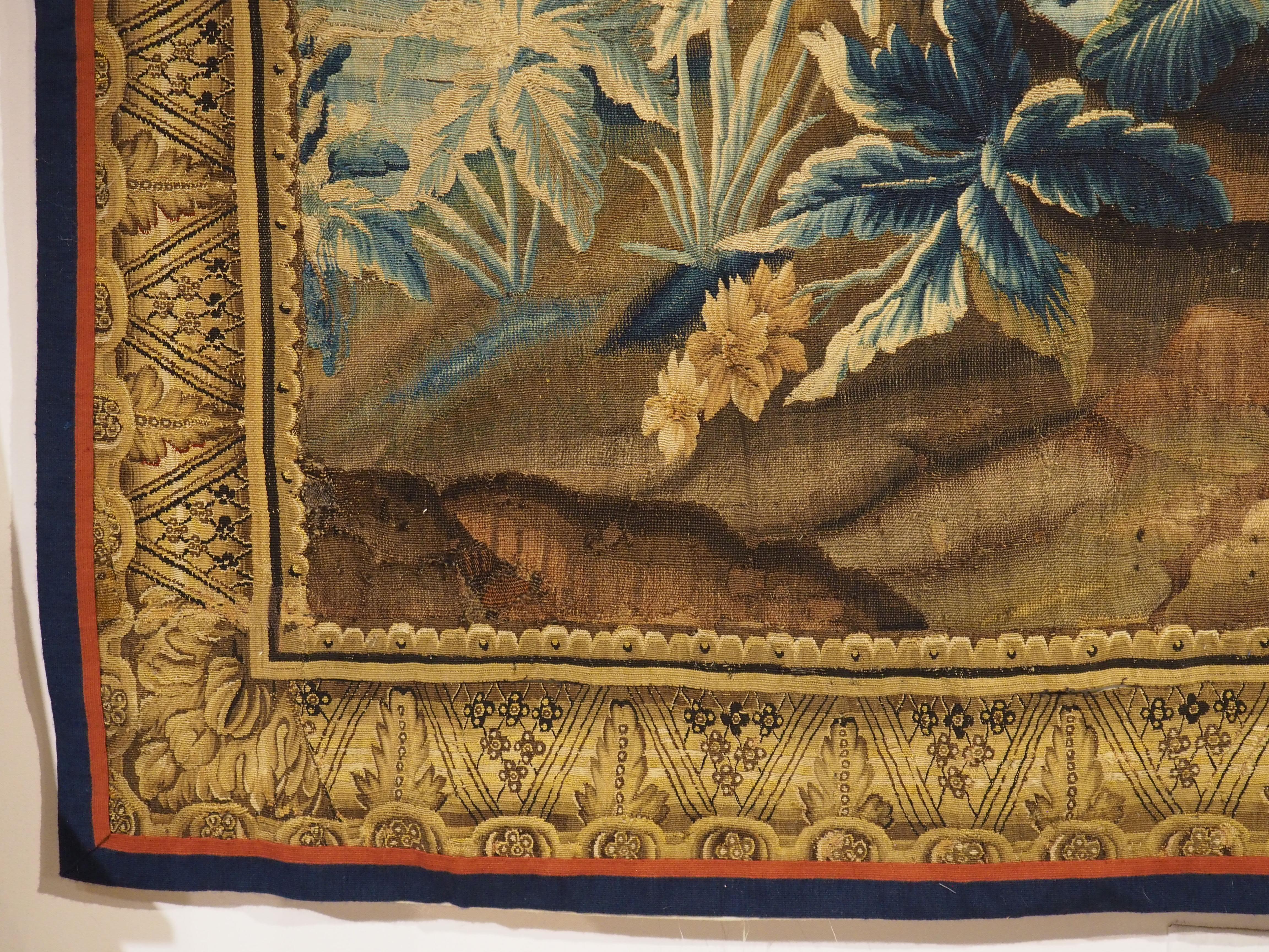 Verdure „Exotique“ Wandteppich aus Wolle und Seide aus Flandern, 18. Jahrhundert im Angebot 1