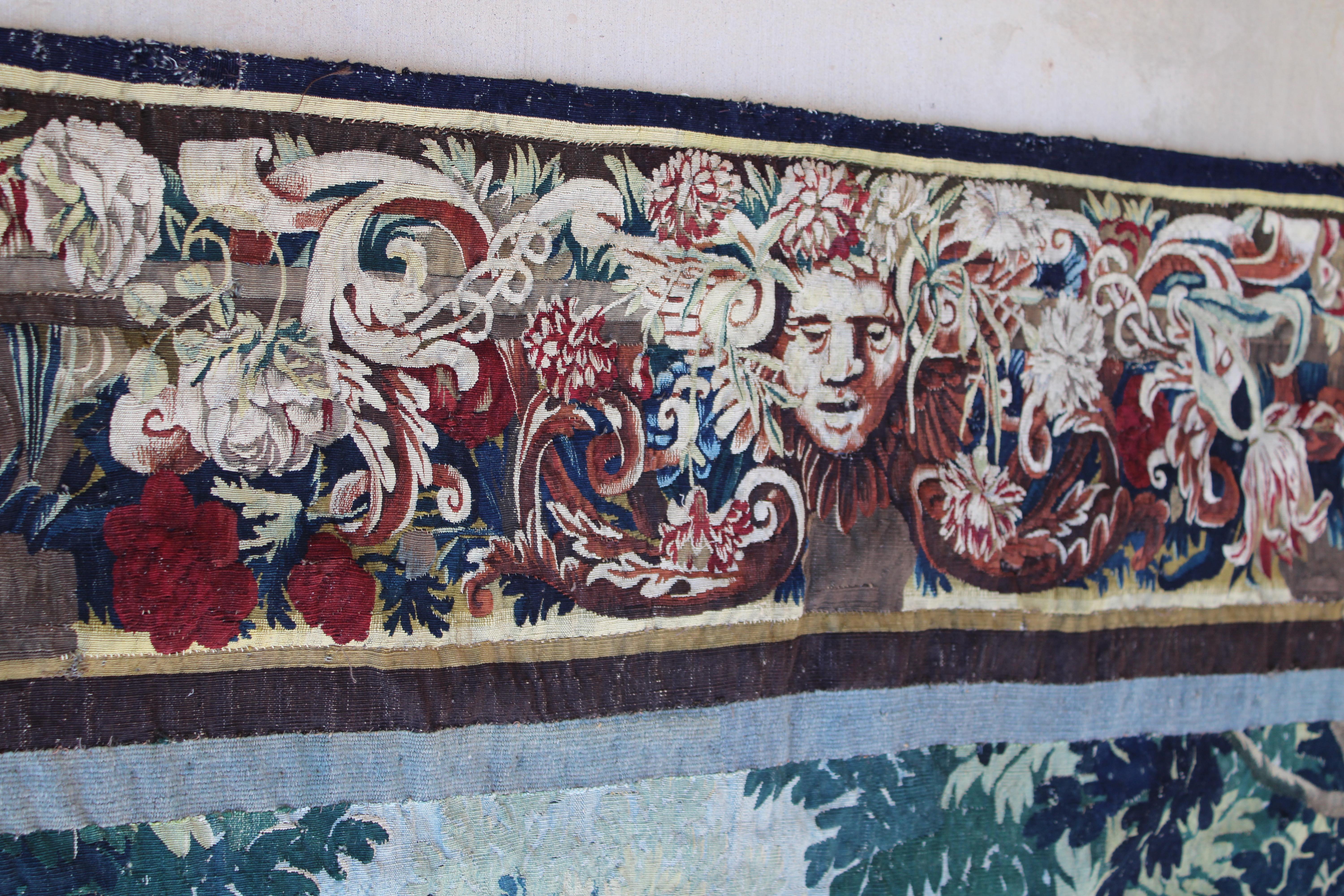 Verdure-Wandteppich aus dem 18. Jahrhundert  (18. Jahrhundert und früher) im Angebot