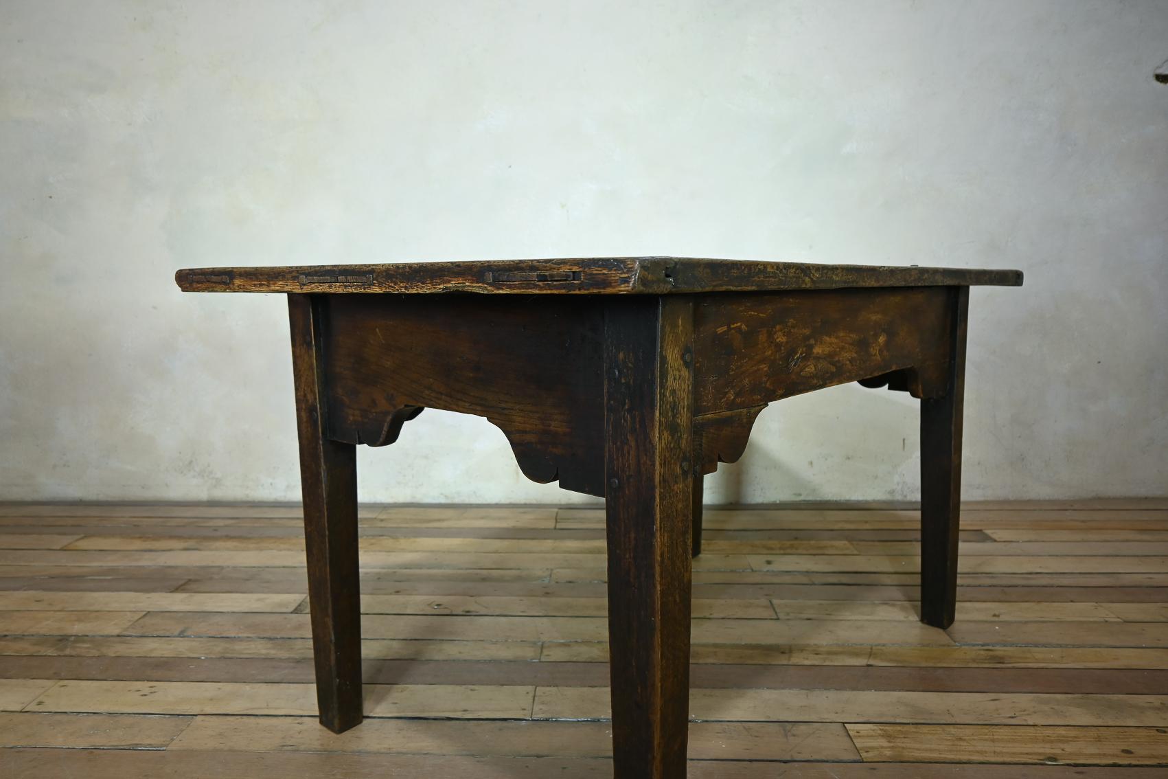 18th Century and Earlier A Small 18th Century Vernacular Oak Country Farmhouse Table For Sale