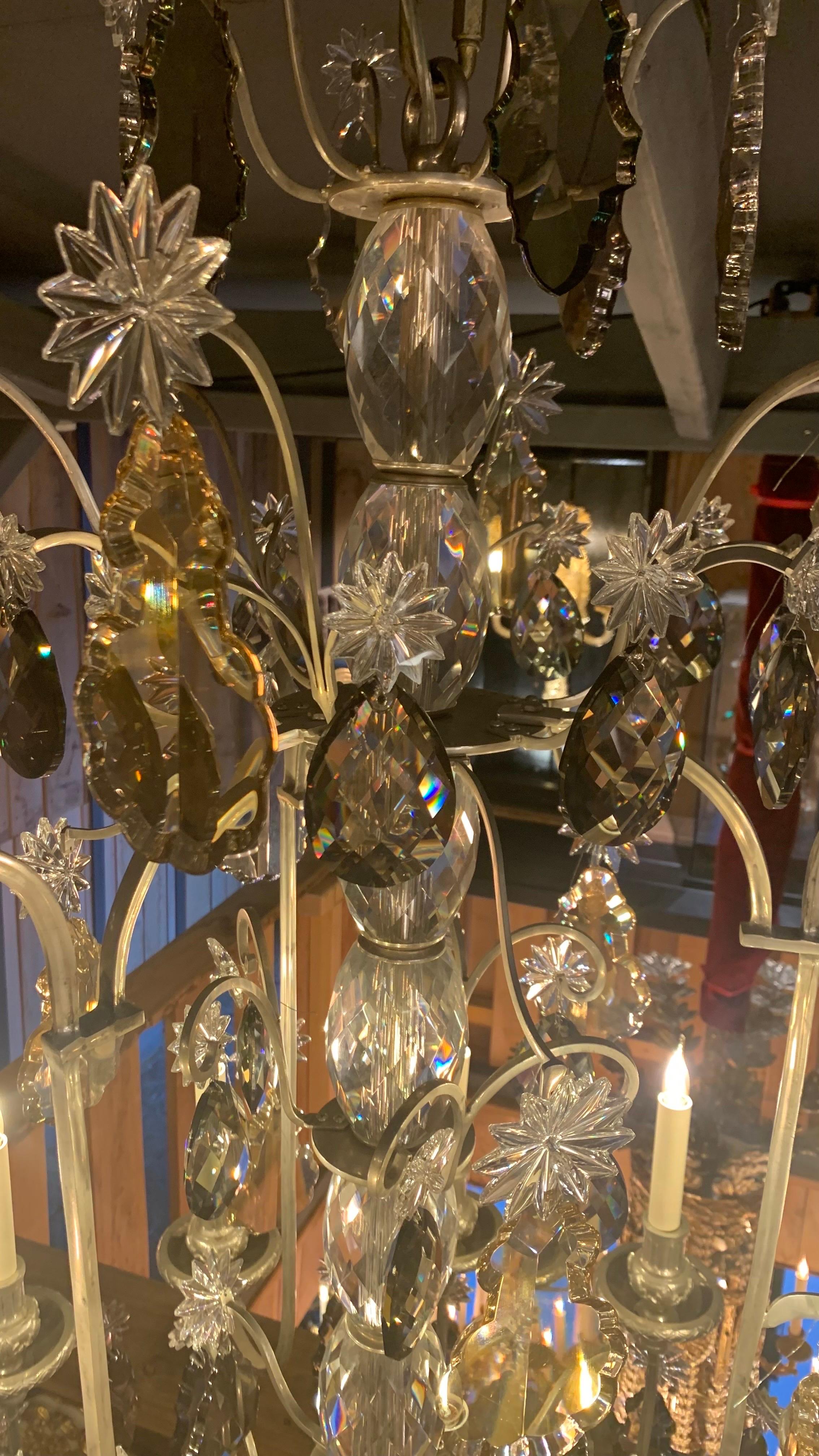 Fino al XVIII secolo Lampadario Versailles del XVIII secolo a 12 luci in bronzo e argento in vendita