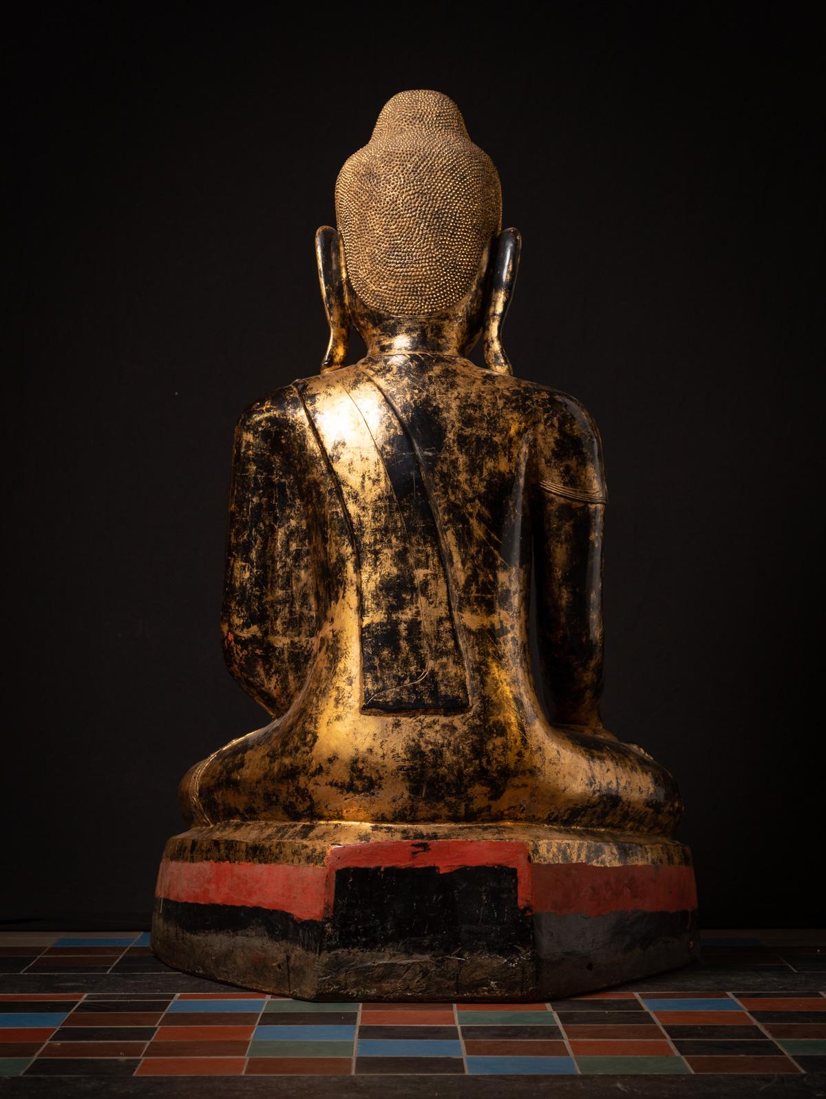 XVIIIe siècle Très grande statue de Bouddha birmane ancienne et spéciale en vente 8
