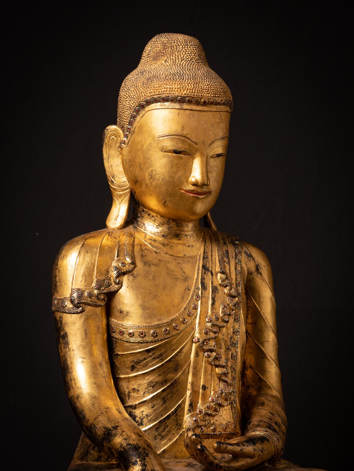 XVIIIe siècle Très grande statue de Bouddha birmane ancienne et spéciale en vente 11