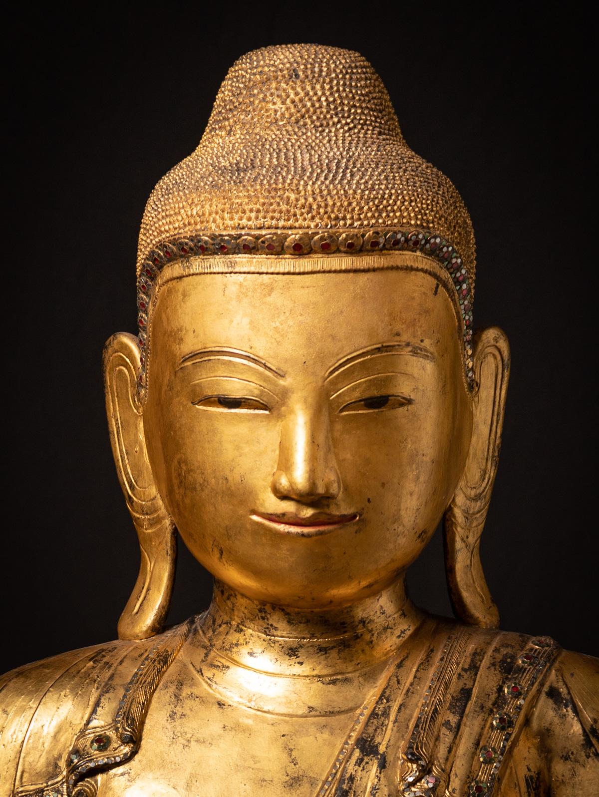 XVIIIe siècle Très grande statue de Bouddha birmane ancienne et spéciale Bon état - En vente à DEVENTER, NL