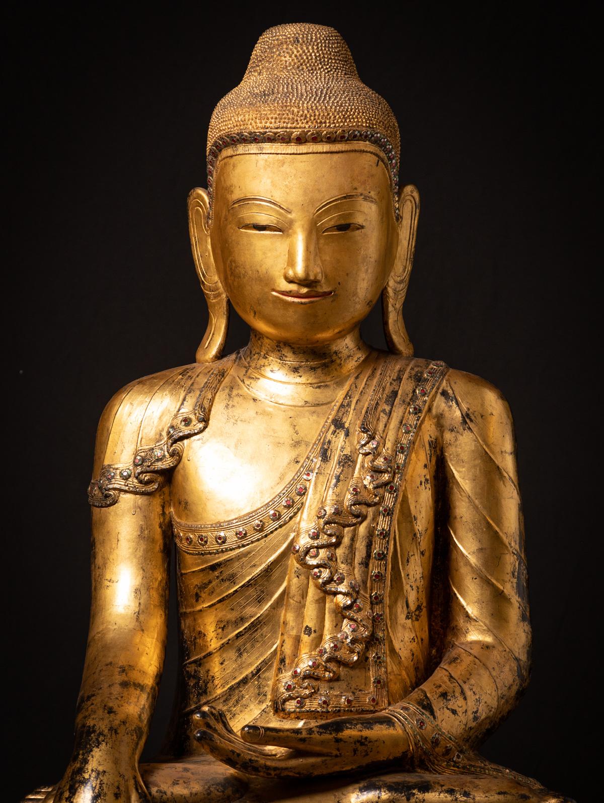 XVIIIe siècle et antérieur XVIIIe siècle Très grande statue de Bouddha birmane ancienne et spéciale en vente