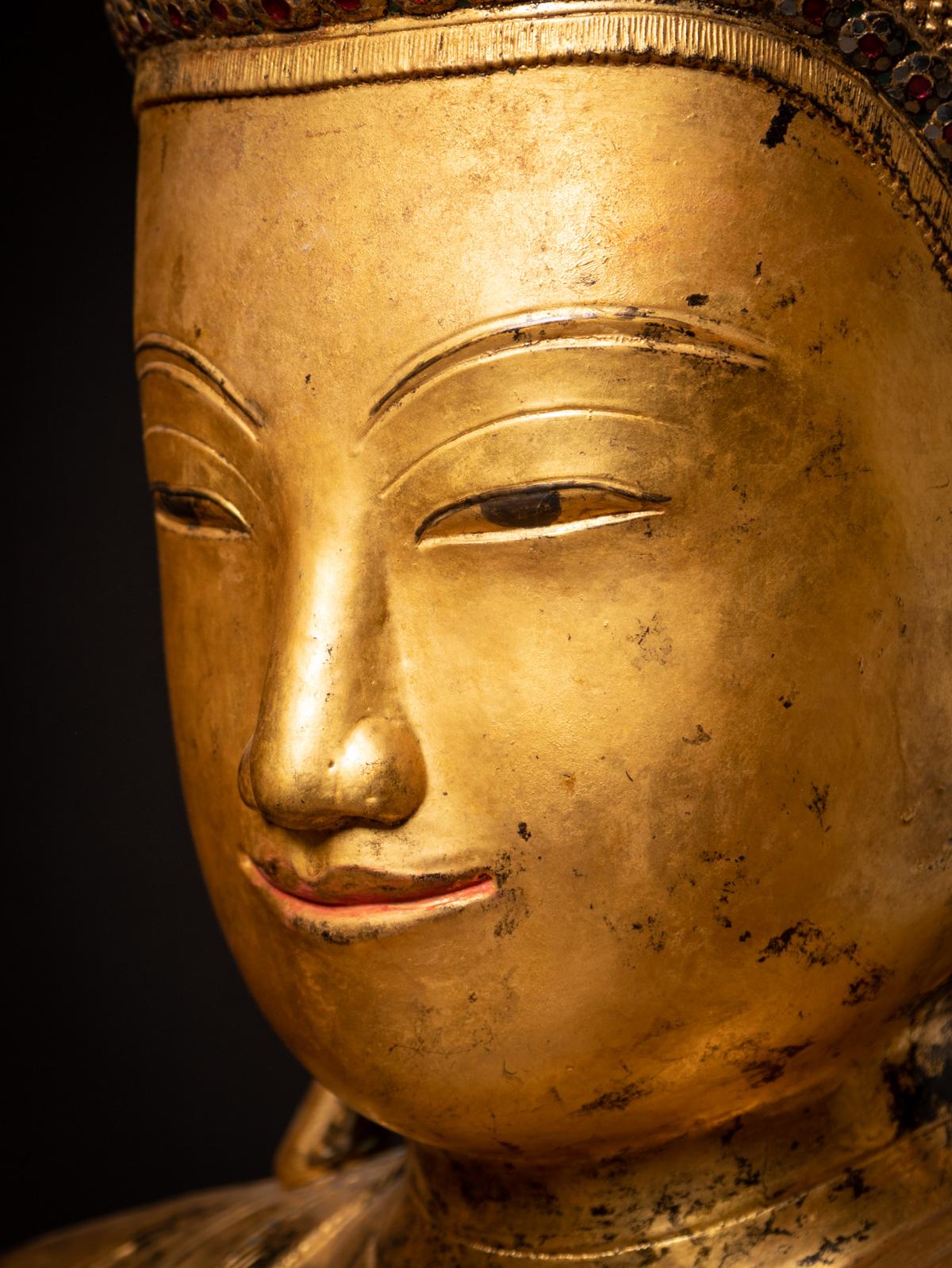 XVIIIe siècle Très grande statue de Bouddha birmane ancienne et spéciale en vente 2