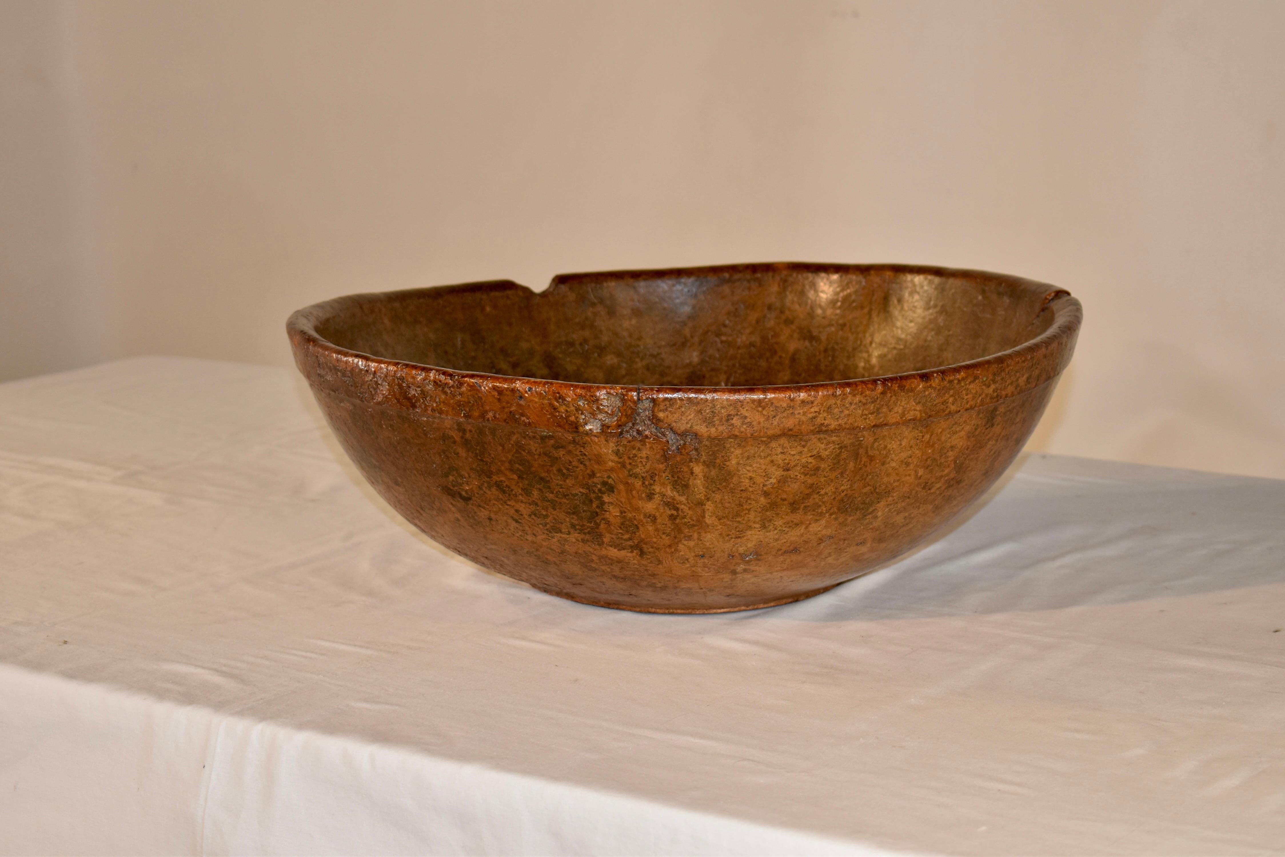 American Colonial 18th Century Very Large Burl Bowl For Sale