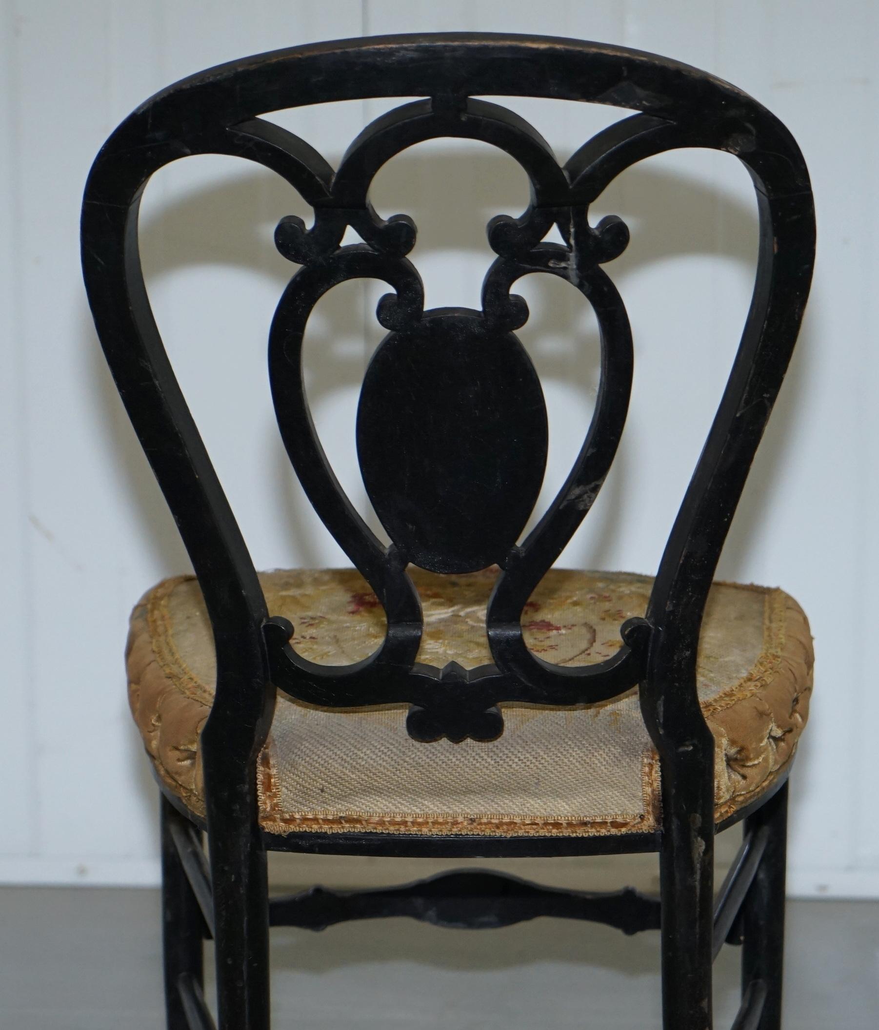 18th Century Very Rare Early Georgian Hand Painted Chinoiserie Ebonized Chair 9