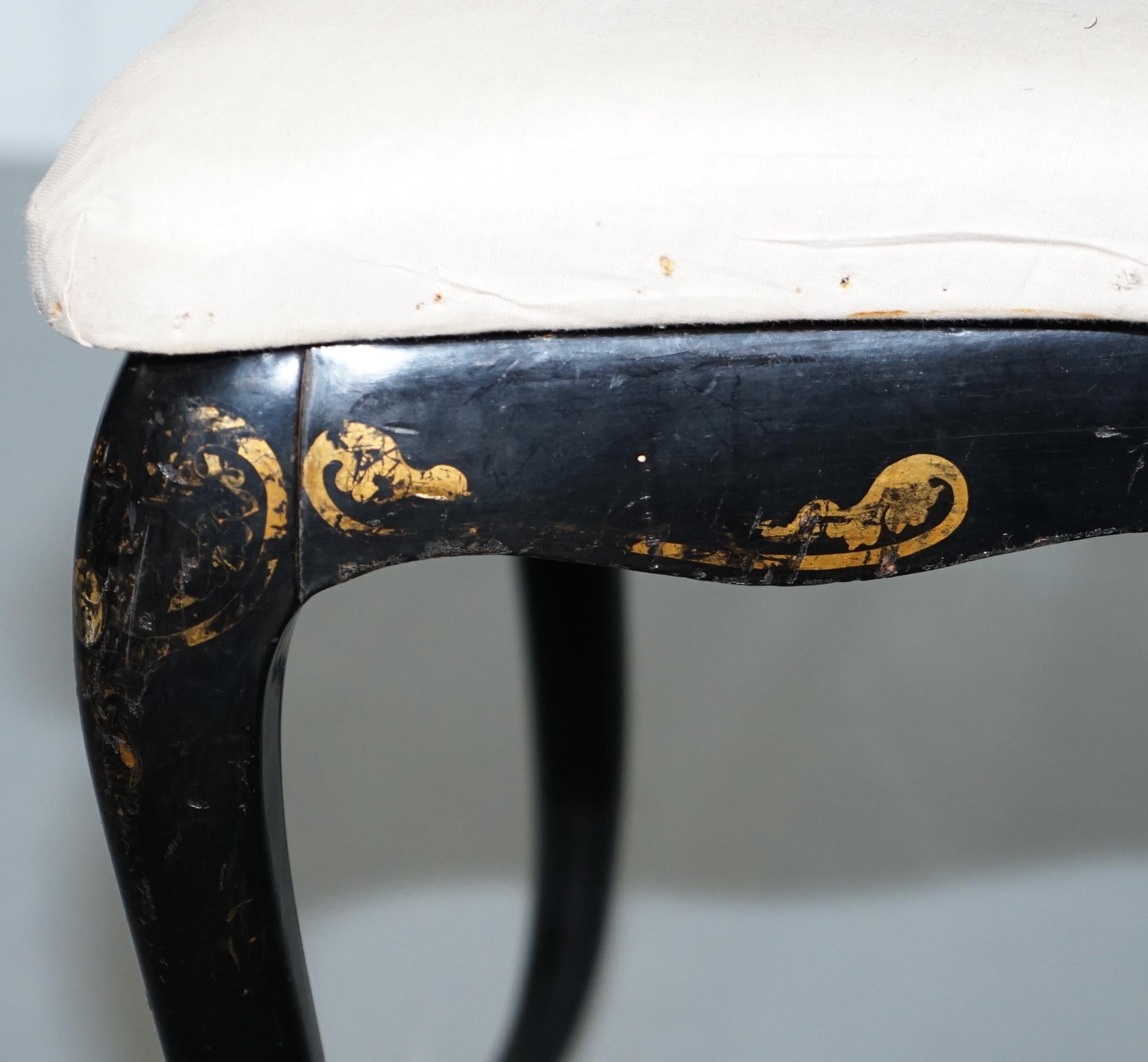18th Century Very Rare Early Georgian Hand Painted Chinoiserie Ebonized Chair 8