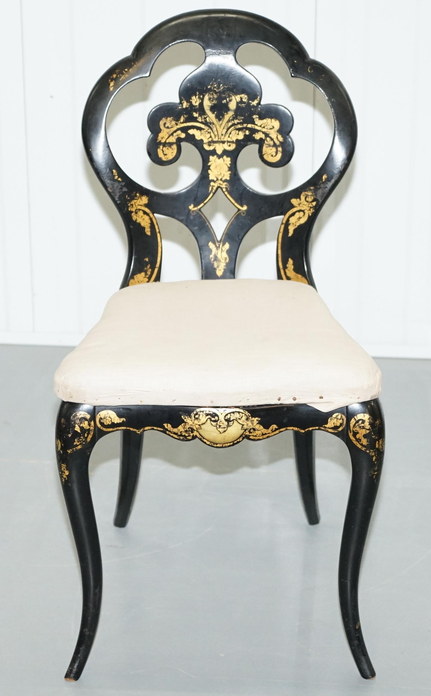 We are delighted to offer for sale this lovely mid 18th century George III Chinoiserie black ebonised occasional chair

I absolutely love this chair, it is a very rare find, the paintwork is nicely faded and worn as you would expect for a piece