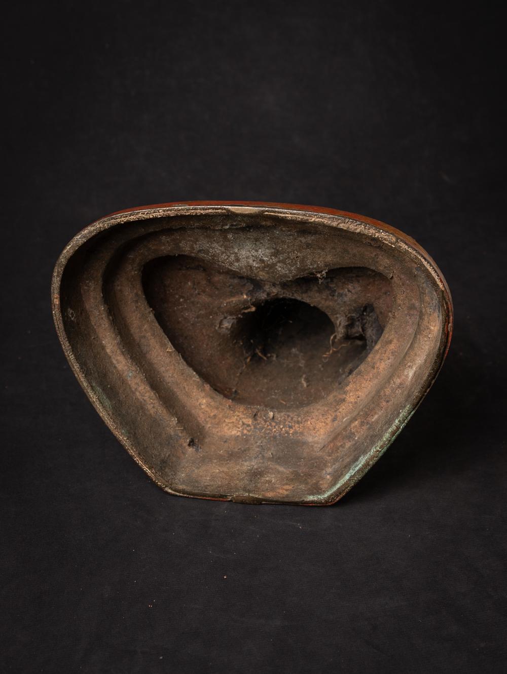 XVIIIe siècle Bouddha birman en bronze ancien très spécial de Birmanie en vente 13