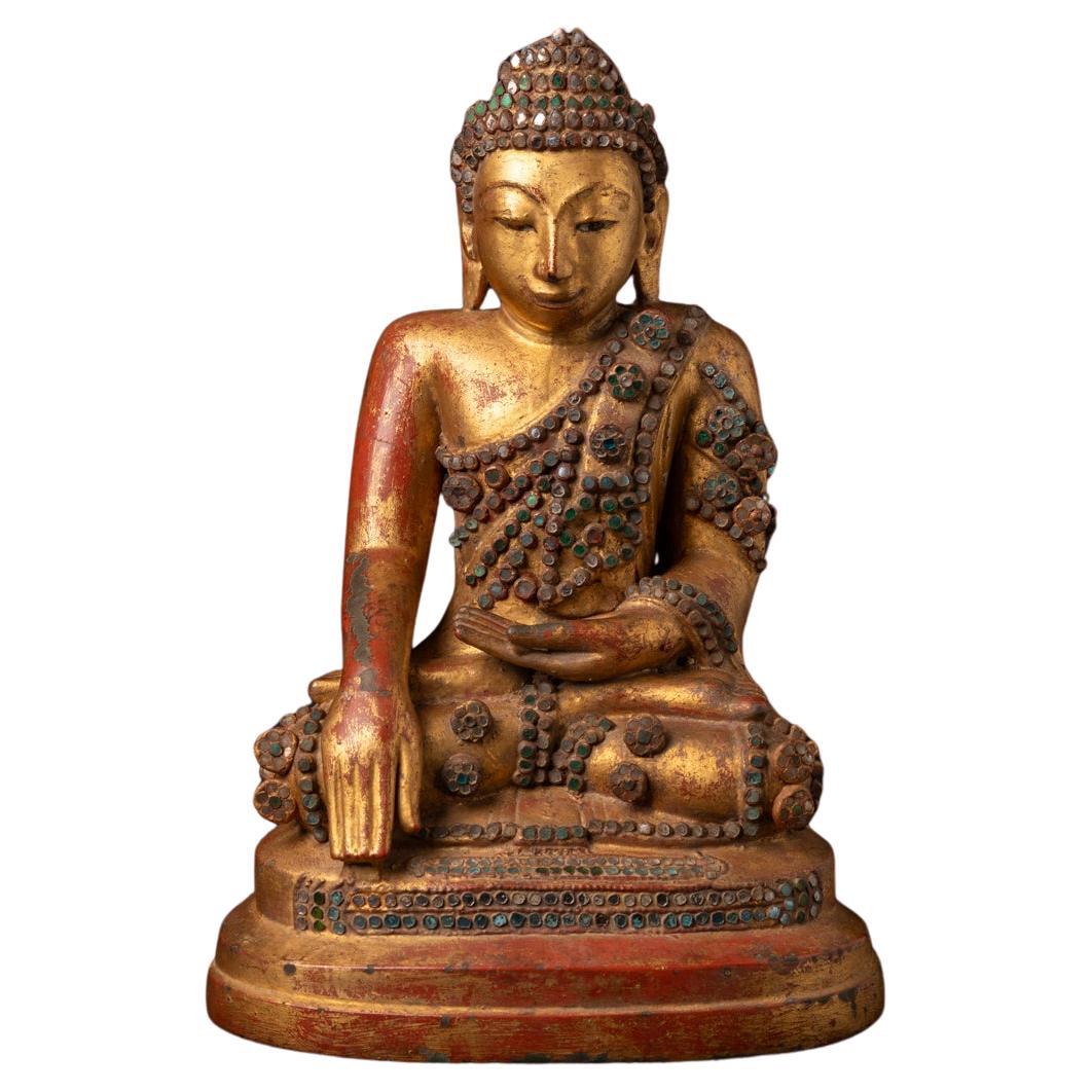 18th century Very special antique bronze Burmese Buddha from Burma