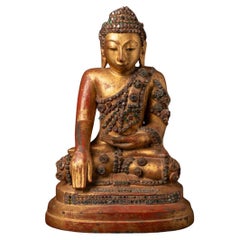 18° secolo Un Buddha birmano antico in bronzo molto particolare, proveniente dalla Birmania