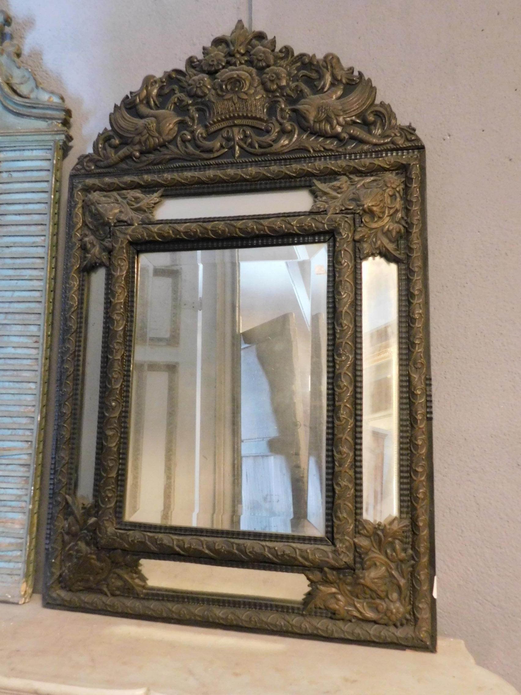 Vintage antique mirror with metal frame, embossed, with oblique side mirrors, late 19th century, early liberty style, you can put on every wall or console / fireplace, small and refined, to give joy and lightness to set up a refined environment and