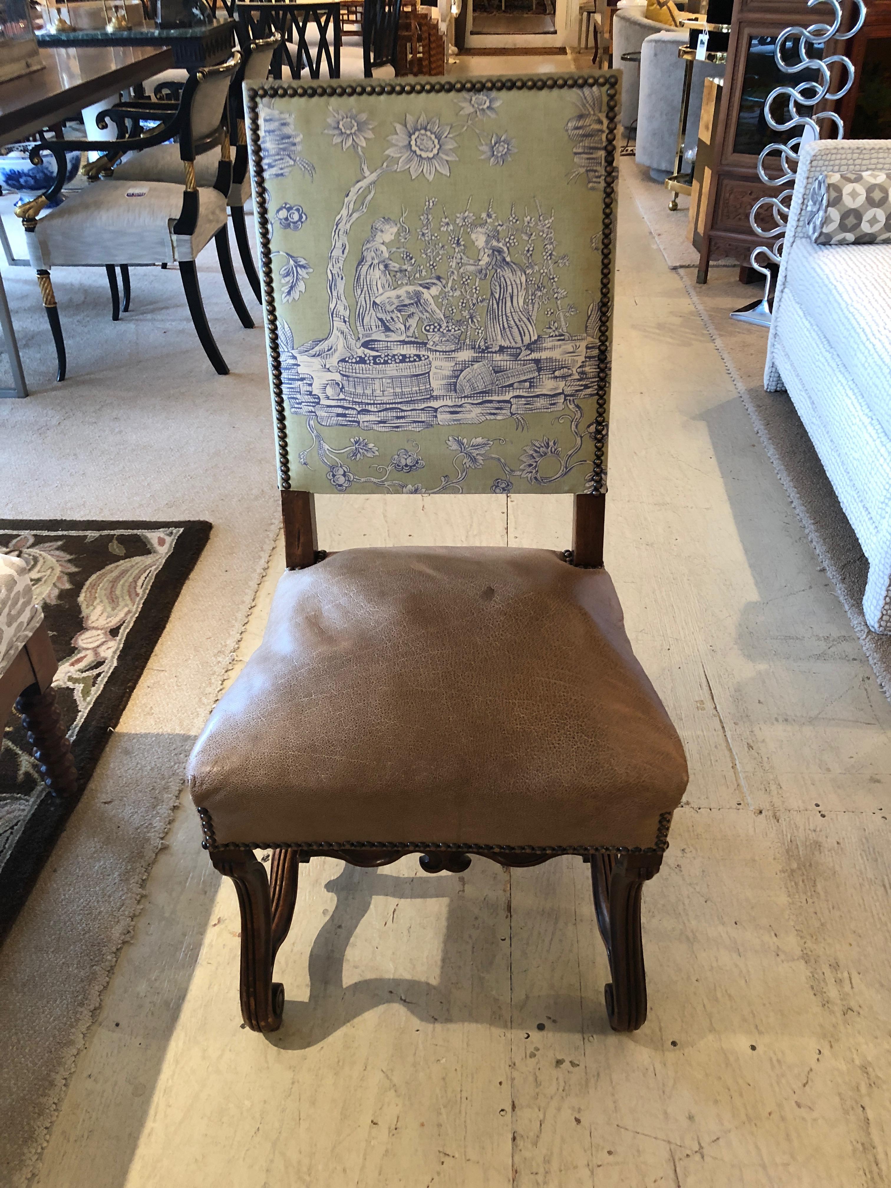 XVIIIe siècle et antérieur Chaises de salle à manger vintage de style Louis XIV du 18ème siècle avec cuir et toile