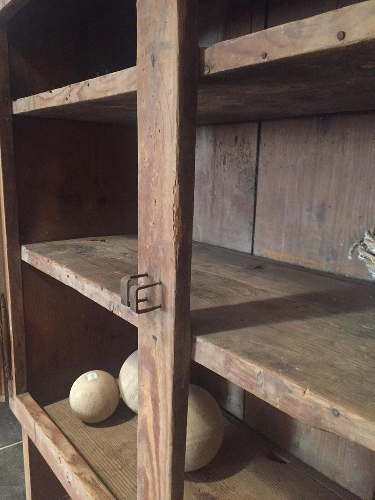Armoire de cuisine de montagne Wabi Sabi du 18e siècle en vente 2