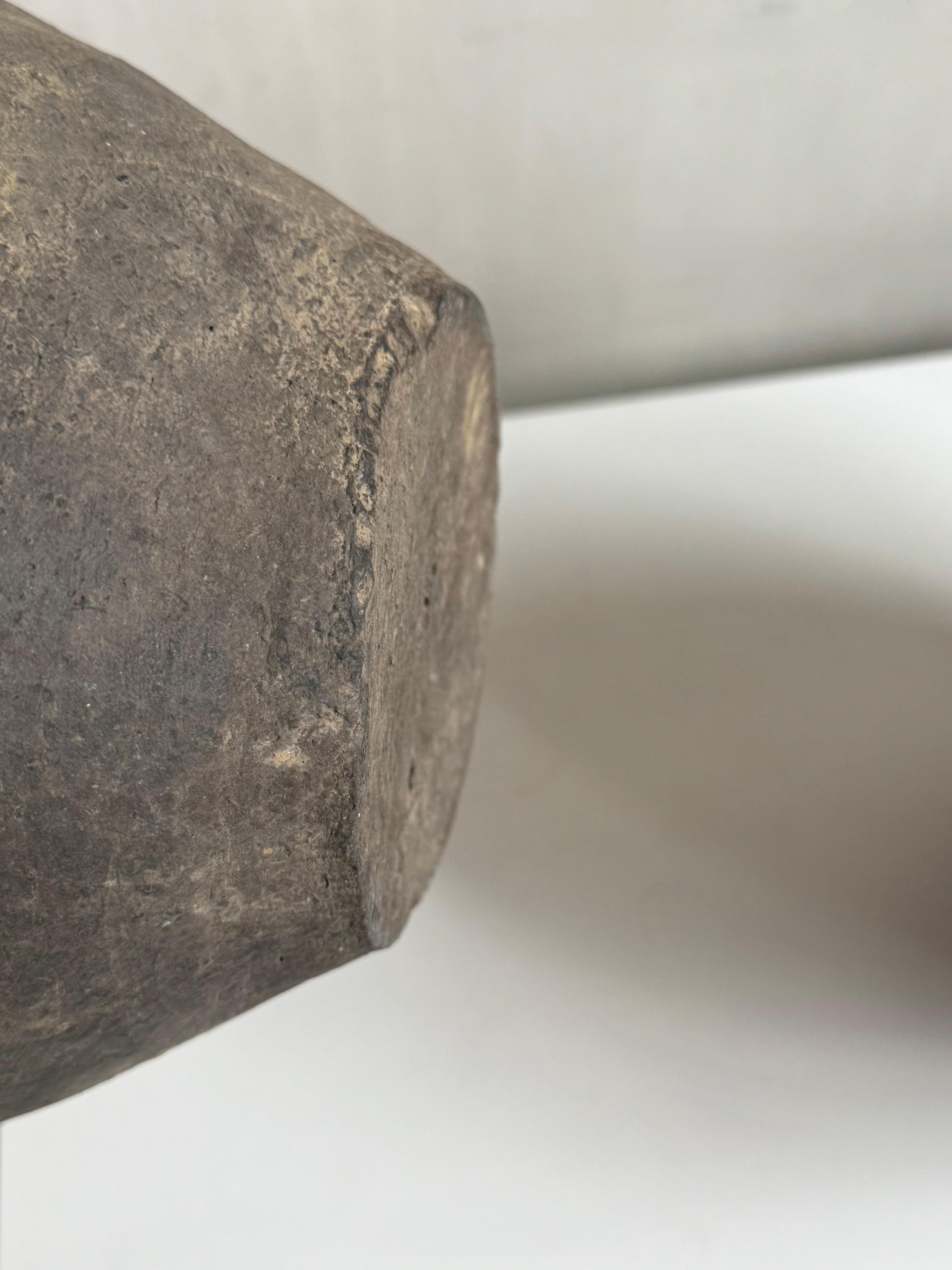 Vaso Wabi Sabi del XVIII secolo In condizioni buone in vendita a Nijlen, BE